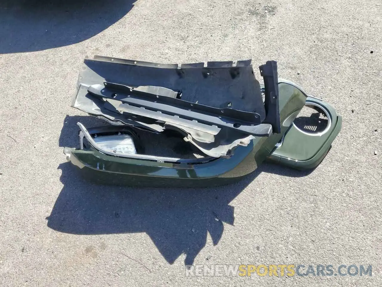 13 Photograph of a damaged car 1C4JJXP66NW271637 JEEP WRANGLER 2022