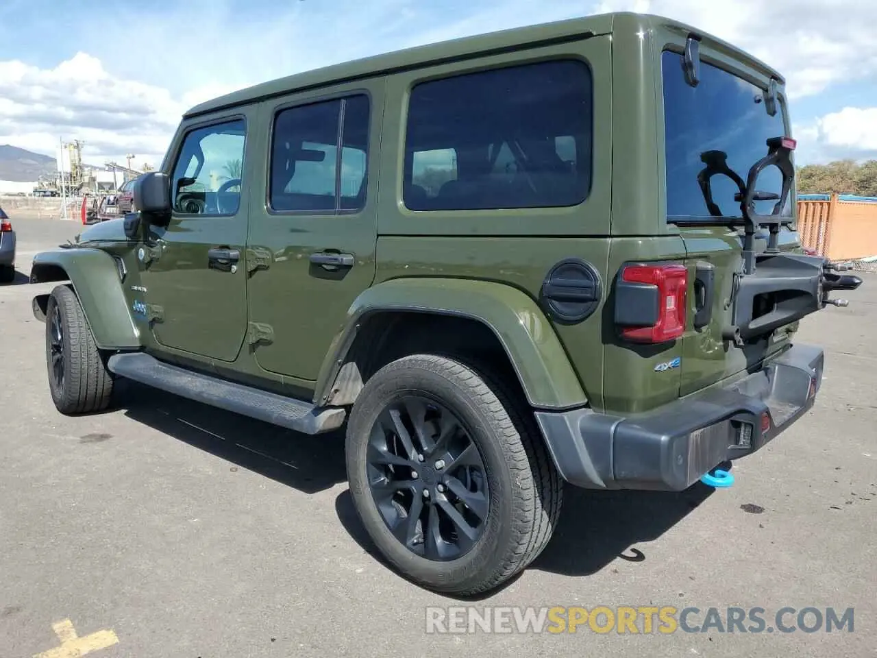 2 Photograph of a damaged car 1C4JJXP66NW271637 JEEP WRANGLER 2022