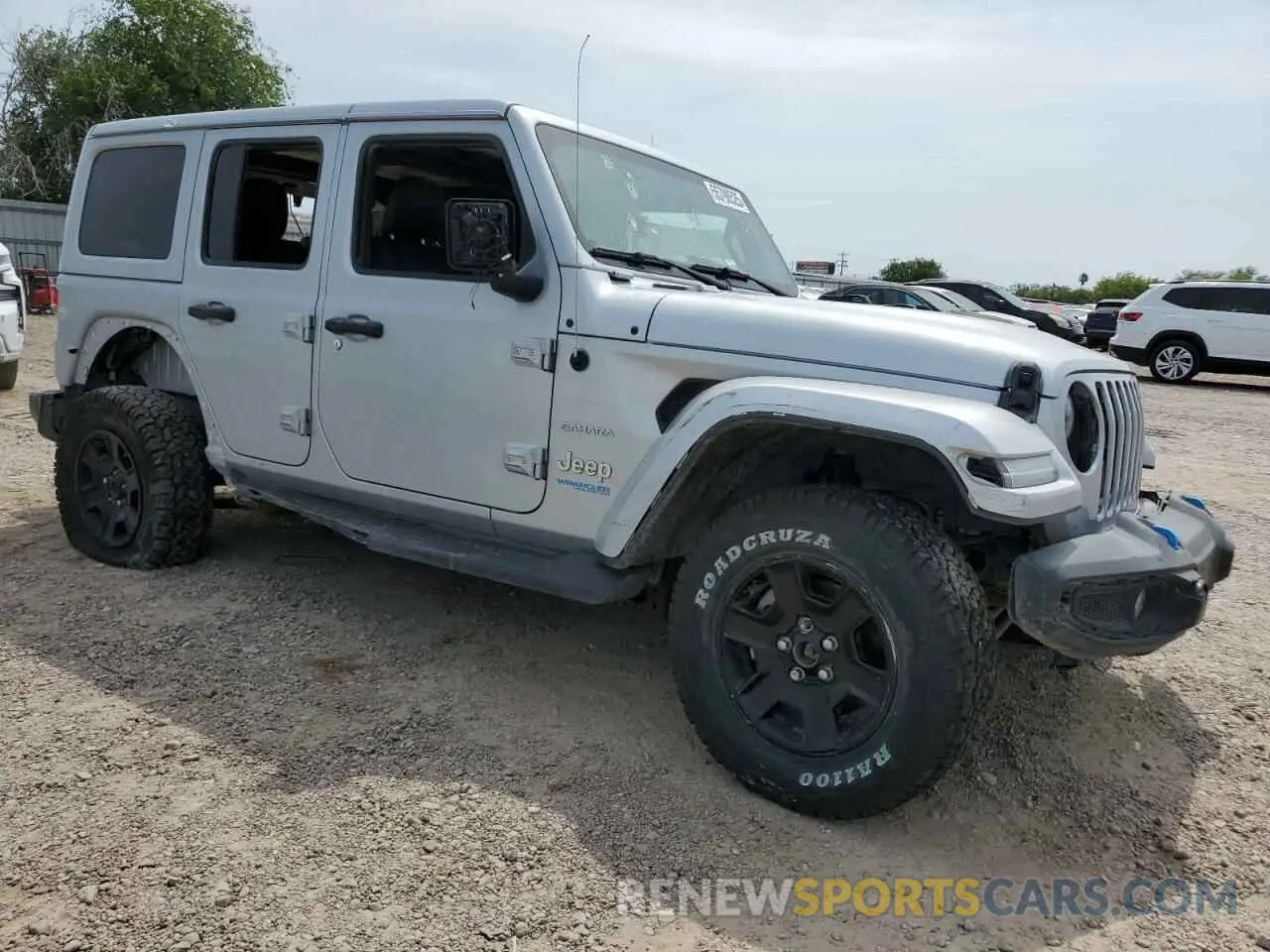 4 Photograph of a damaged car 1C4JJXP67NW213763 JEEP WRANGLER 2022