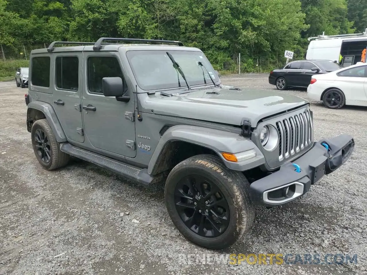 4 Photograph of a damaged car 1C4JJXP69NW153646 JEEP WRANGLER 2022