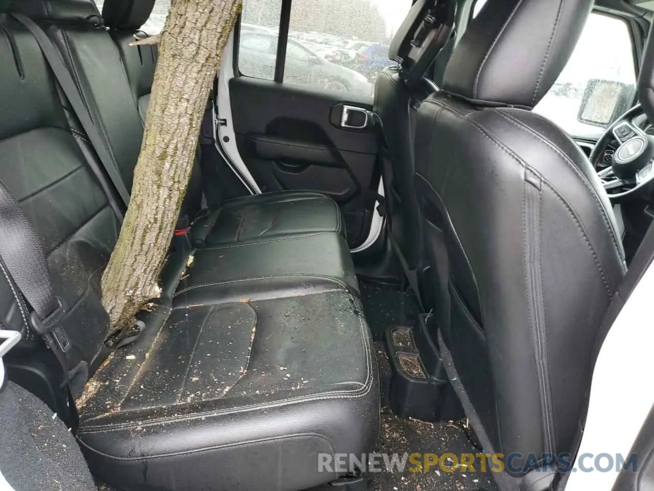 11 Photograph of a damaged car 1C4JJXP69NW228331 JEEP WRANGLER 2022