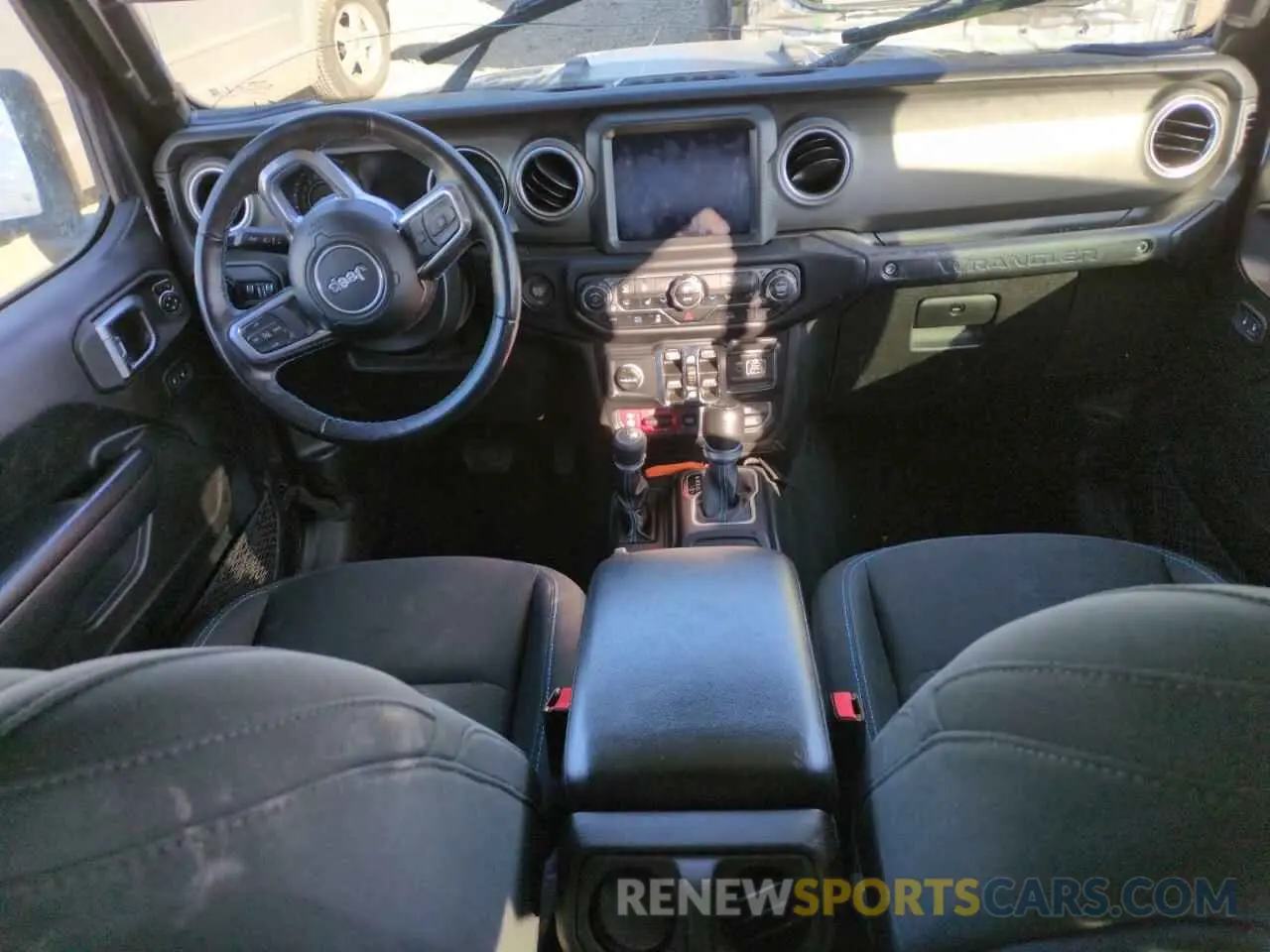 8 Photograph of a damaged car 1C4JJXR62NW169992 JEEP WRANGLER 2022