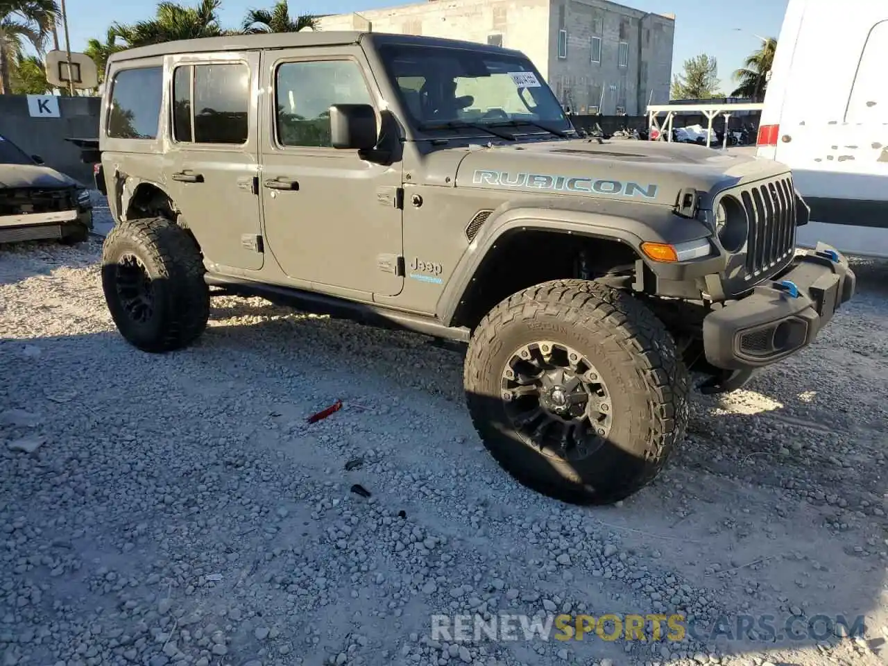 4 Photograph of a damaged car 1C4JJXR62NW189370 JEEP WRANGLER 2022