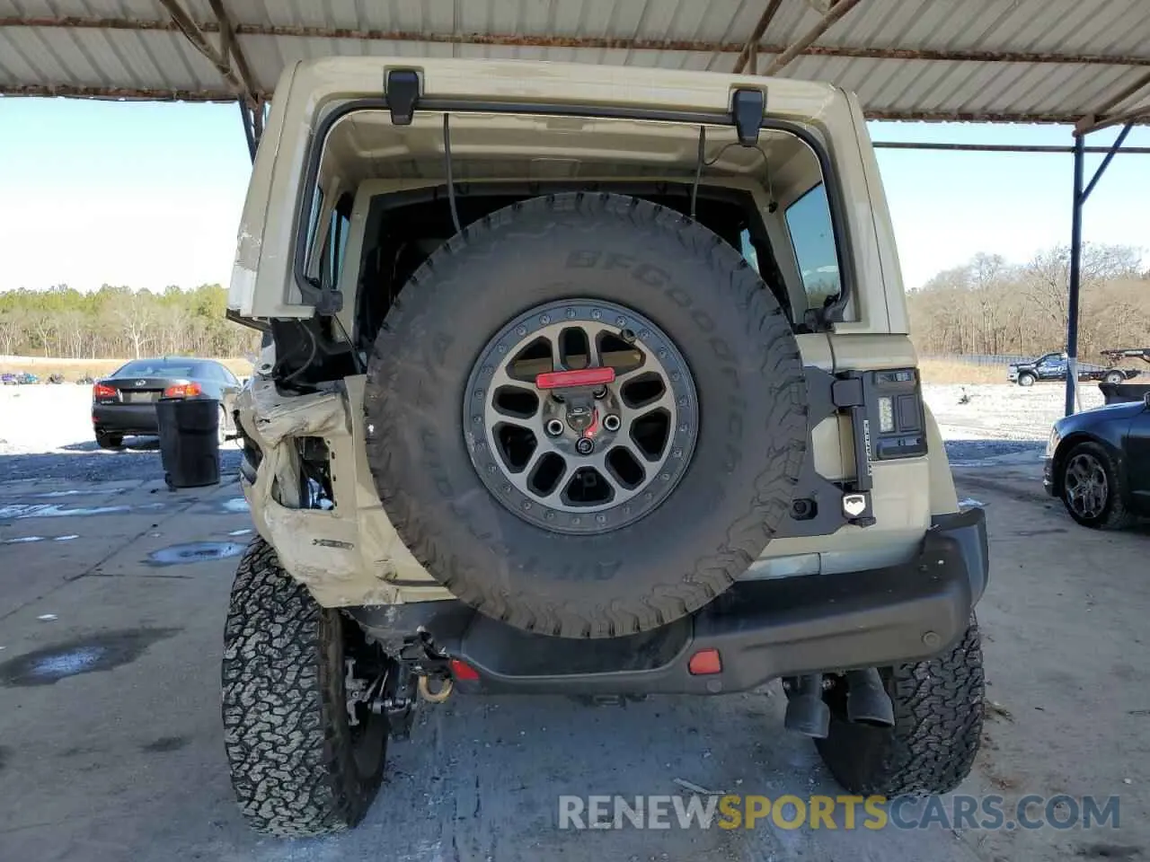 6 Photograph of a damaged car 1C4JJXSJ5NW260527 JEEP WRANGLER 2022