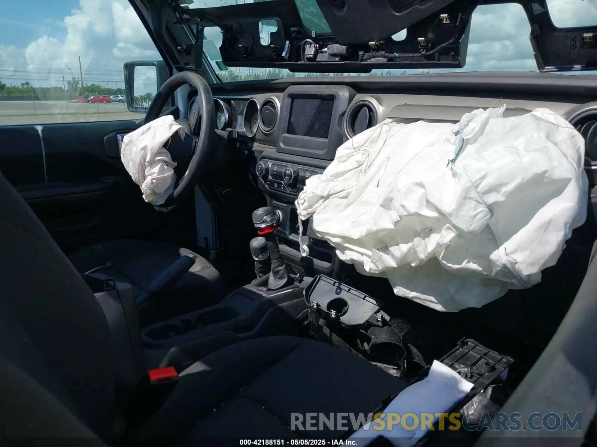 5 Photograph of a damaged car 1C4GJXAGXPW643009 JEEP WRANGLER 2023