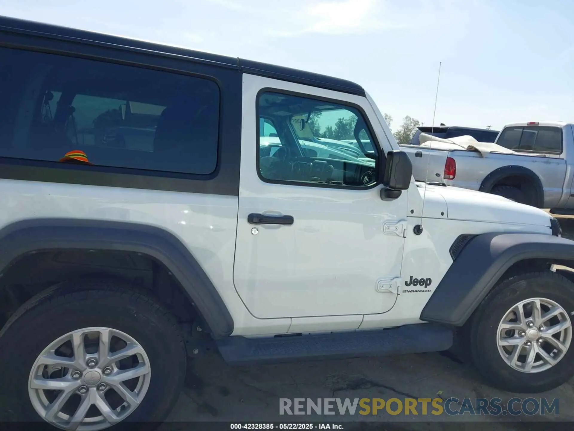 13 Photograph of a damaged car 1C4GJXAN4PW656756 JEEP WRANGLER 2023