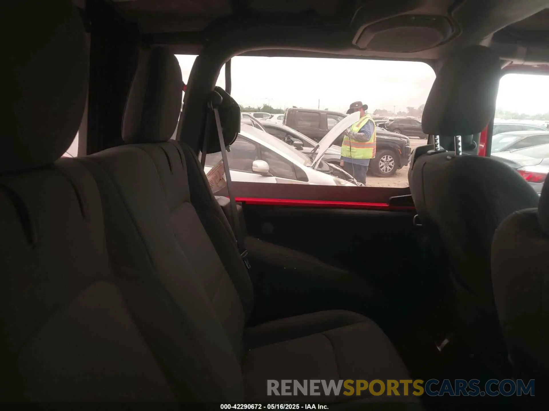 8 Photograph of a damaged car 1C4GJXANXPW664733 JEEP WRANGLER 2023