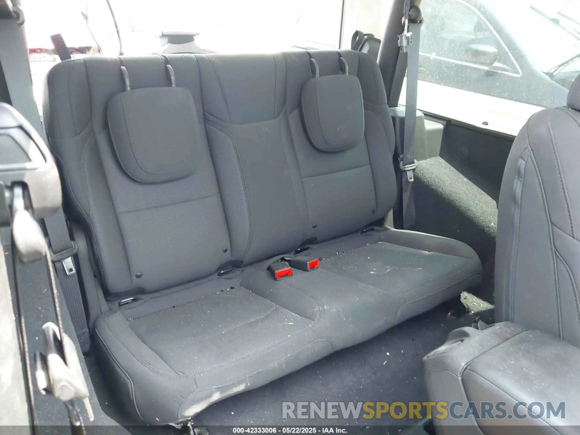 8 Photograph of a damaged car 1C4HJXAG1PW650435 JEEP WRANGLER 2023