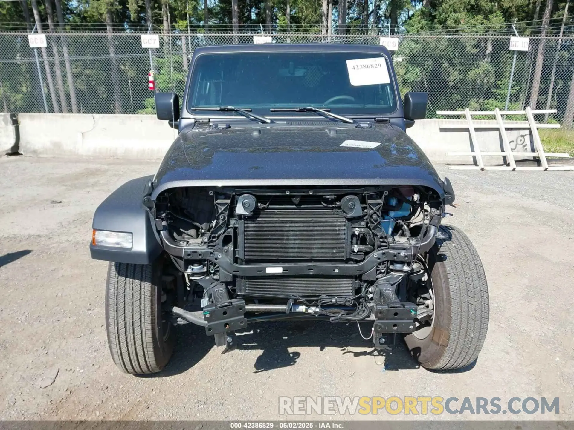 13 Photograph of a damaged car 1C4HJXAG1PW689025 JEEP WRANGLER 2023