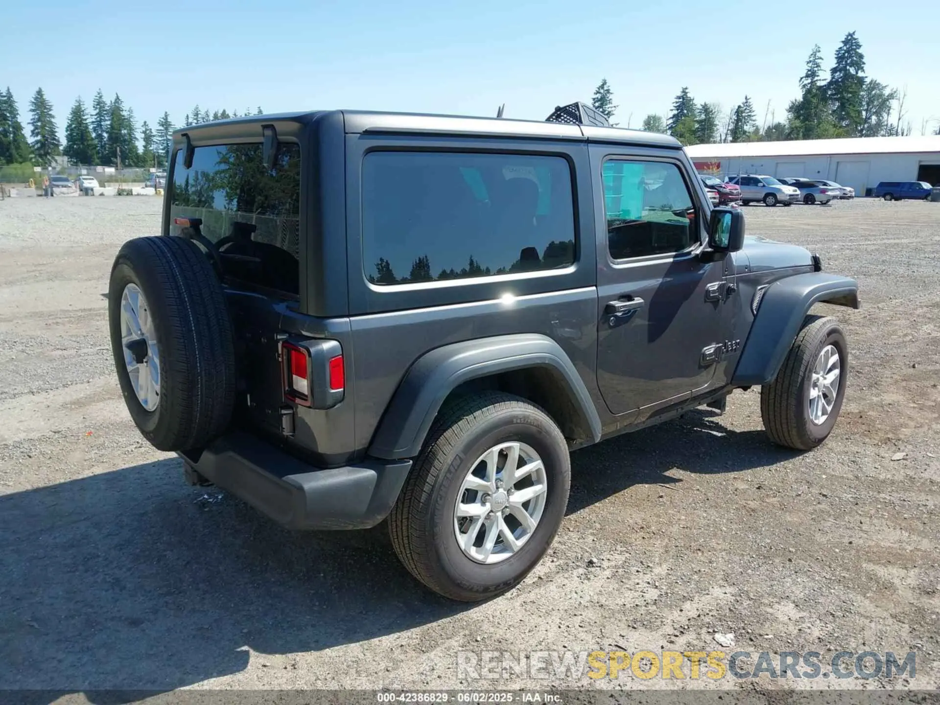 4 Photograph of a damaged car 1C4HJXAG1PW689025 JEEP WRANGLER 2023