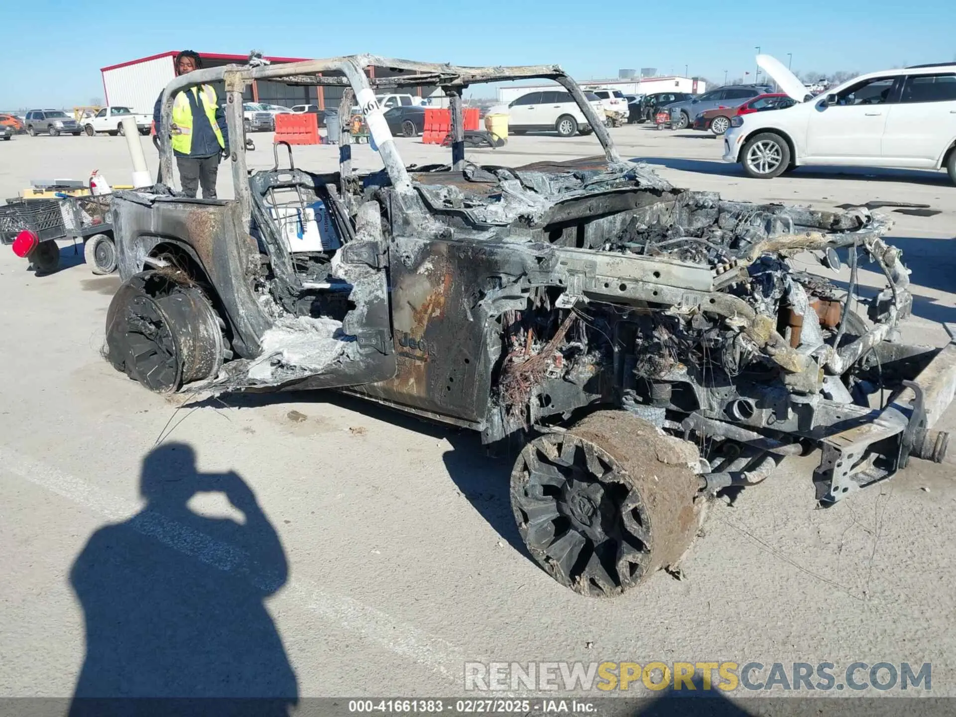 11 Photograph of a damaged car 1C4HJXAG7PW549027 JEEP WRANGLER 2023