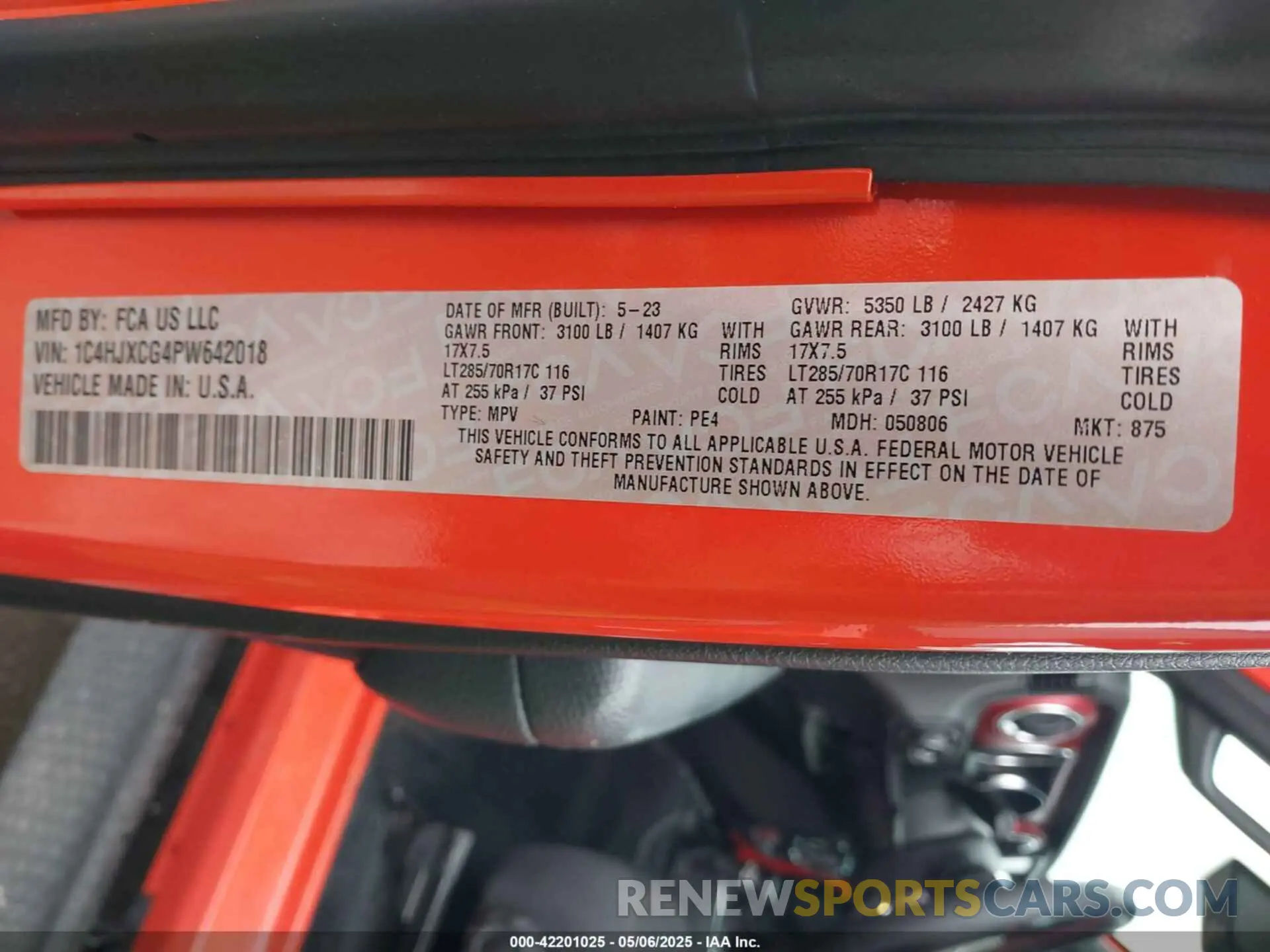 9 Photograph of a damaged car 1C4HJXCG4PW642018 JEEP WRANGLER 2023