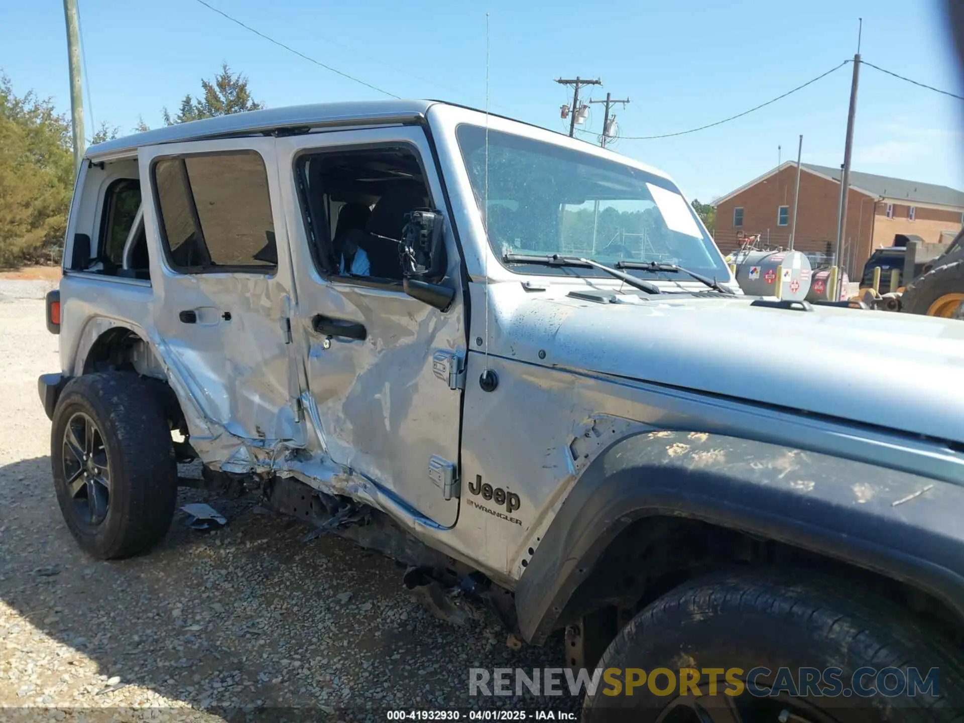 13 Photograph of a damaged car 1C4HJXDG0PW582947 JEEP WRANGLER 2023