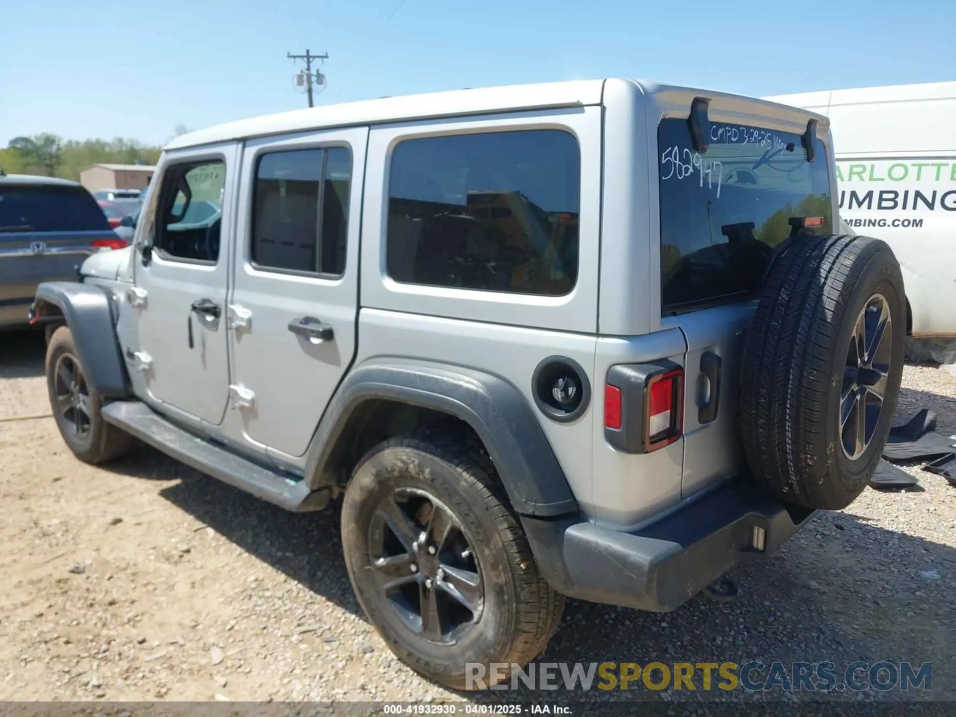 3 Photograph of a damaged car 1C4HJXDG0PW582947 JEEP WRANGLER 2023