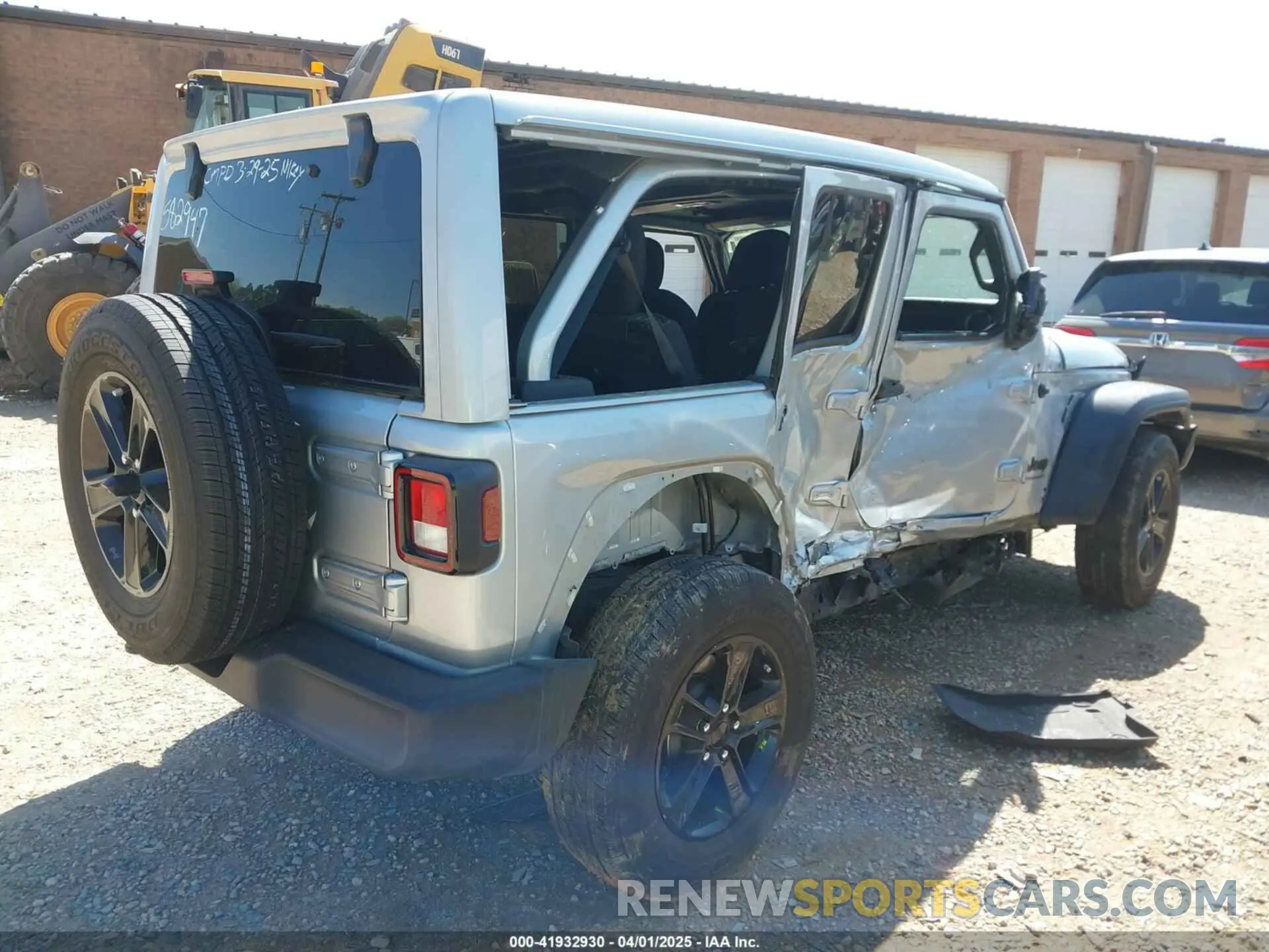 4 Photograph of a damaged car 1C4HJXDG0PW582947 JEEP WRANGLER 2023