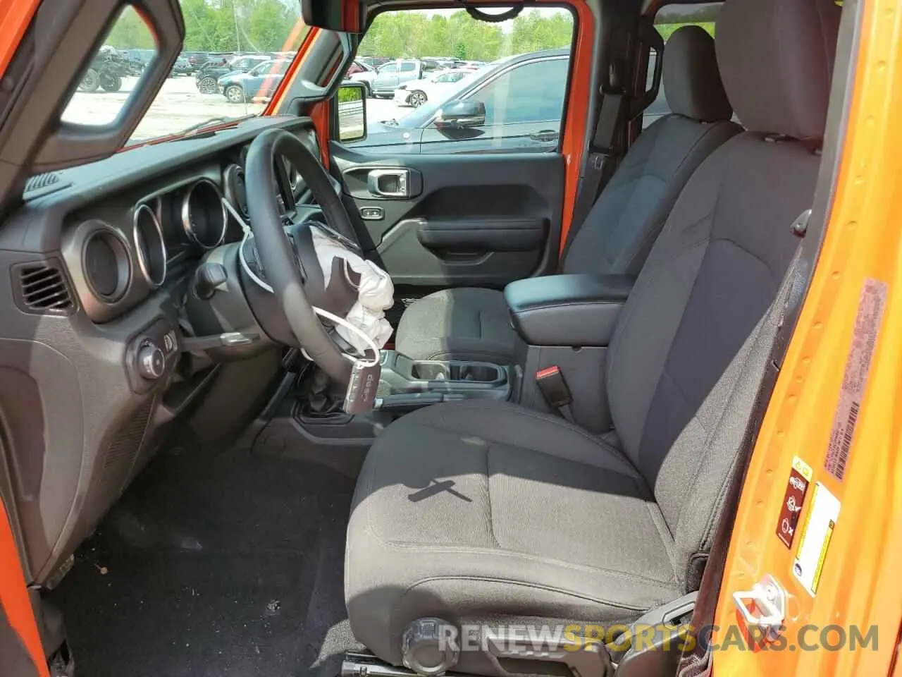 7 Photograph of a damaged car 1C4HJXDG0PW647103 JEEP WRANGLER 2023