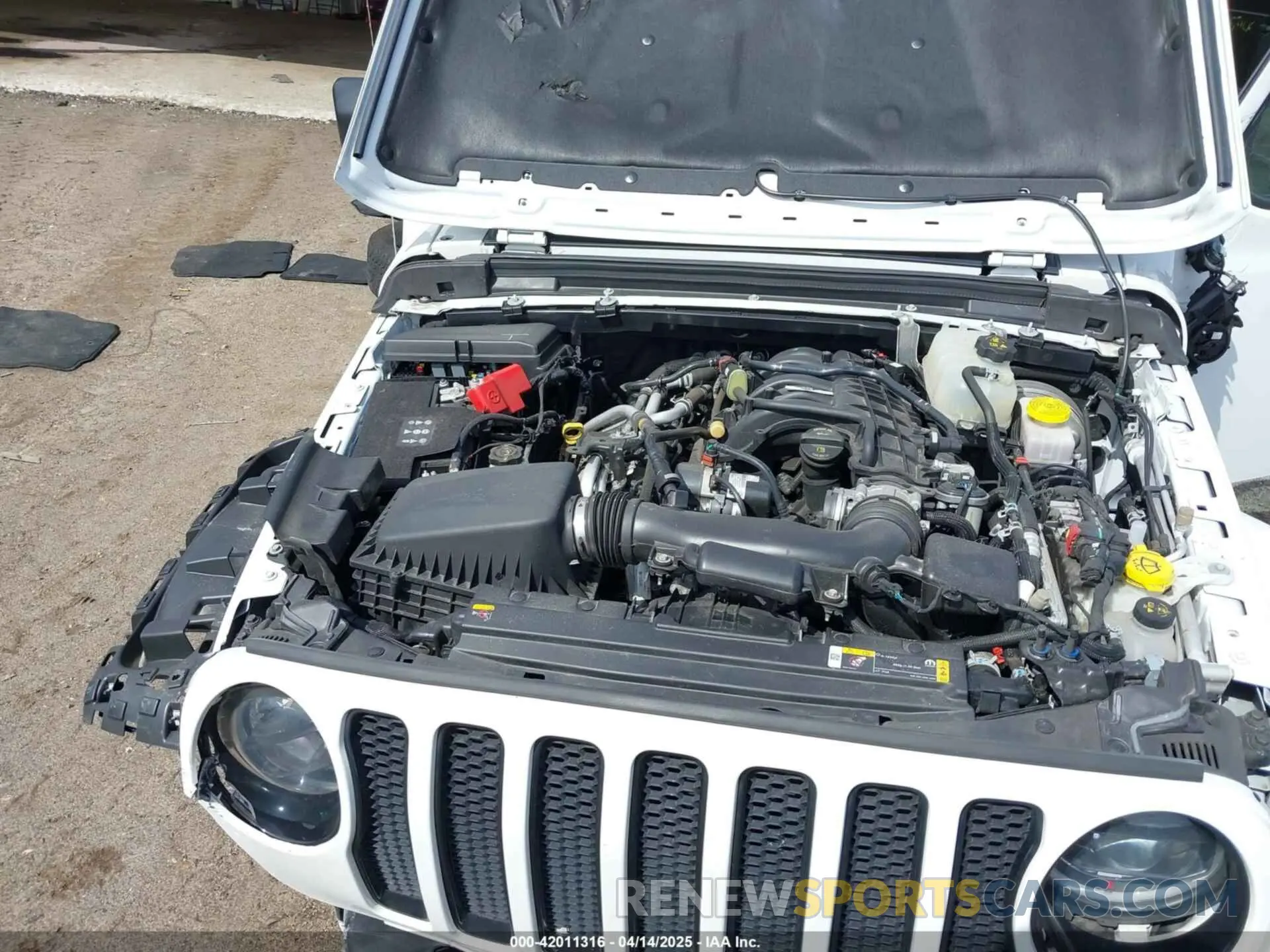 10 Photograph of a damaged car 1C4HJXDG1PW578230 JEEP WRANGLER 2023