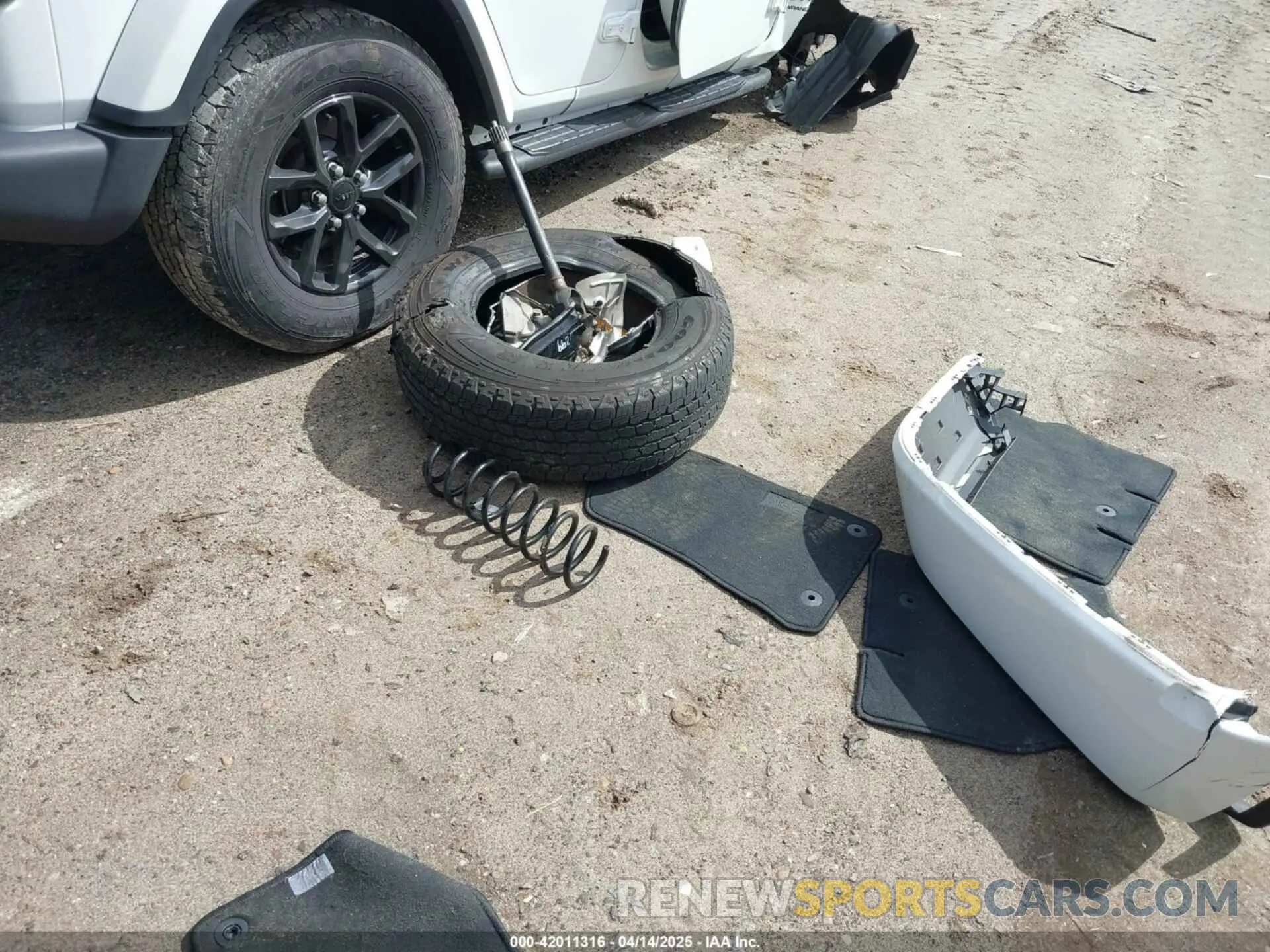 12 Photograph of a damaged car 1C4HJXDG1PW578230 JEEP WRANGLER 2023