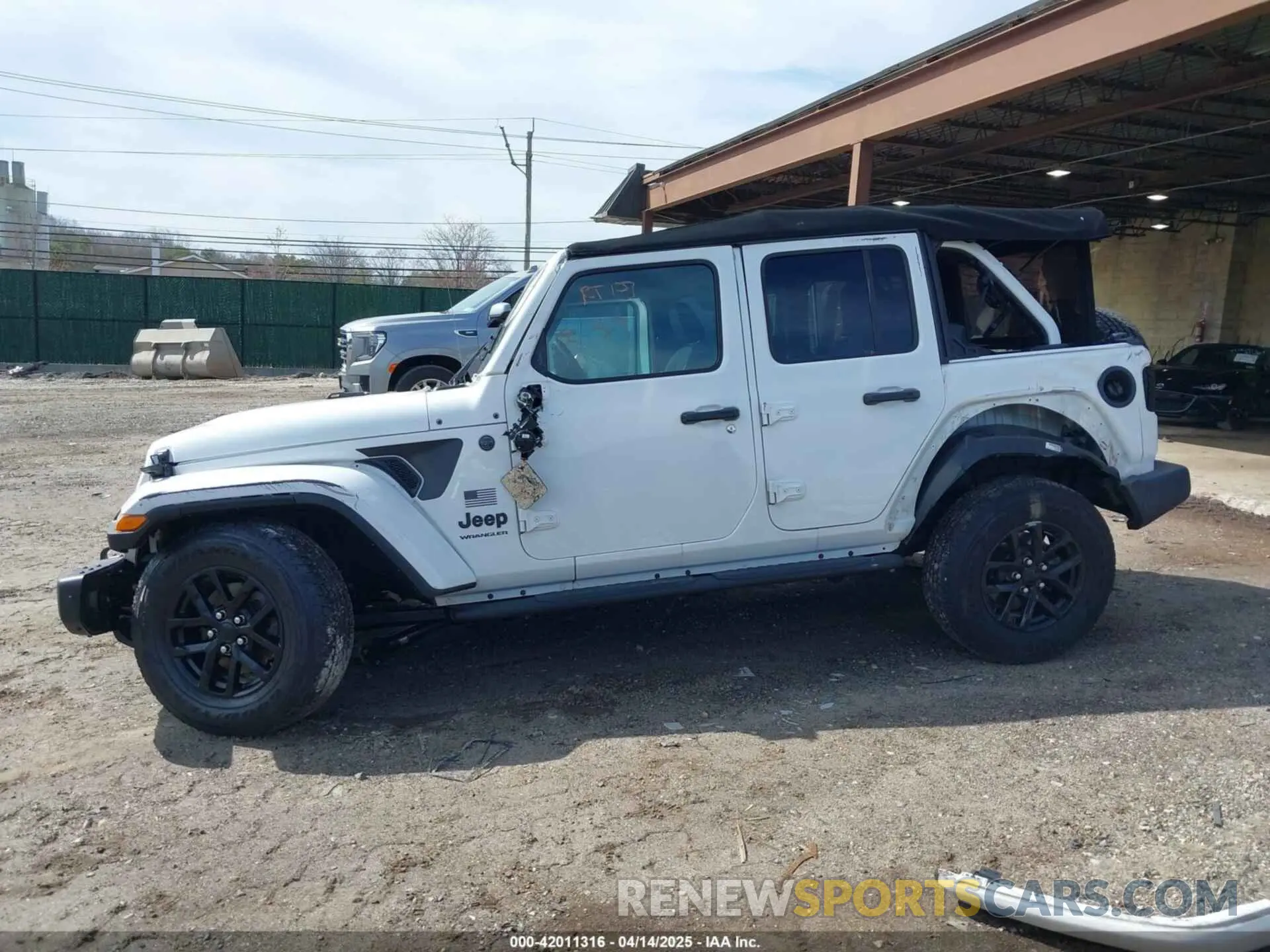 15 Photograph of a damaged car 1C4HJXDG1PW578230 JEEP WRANGLER 2023
