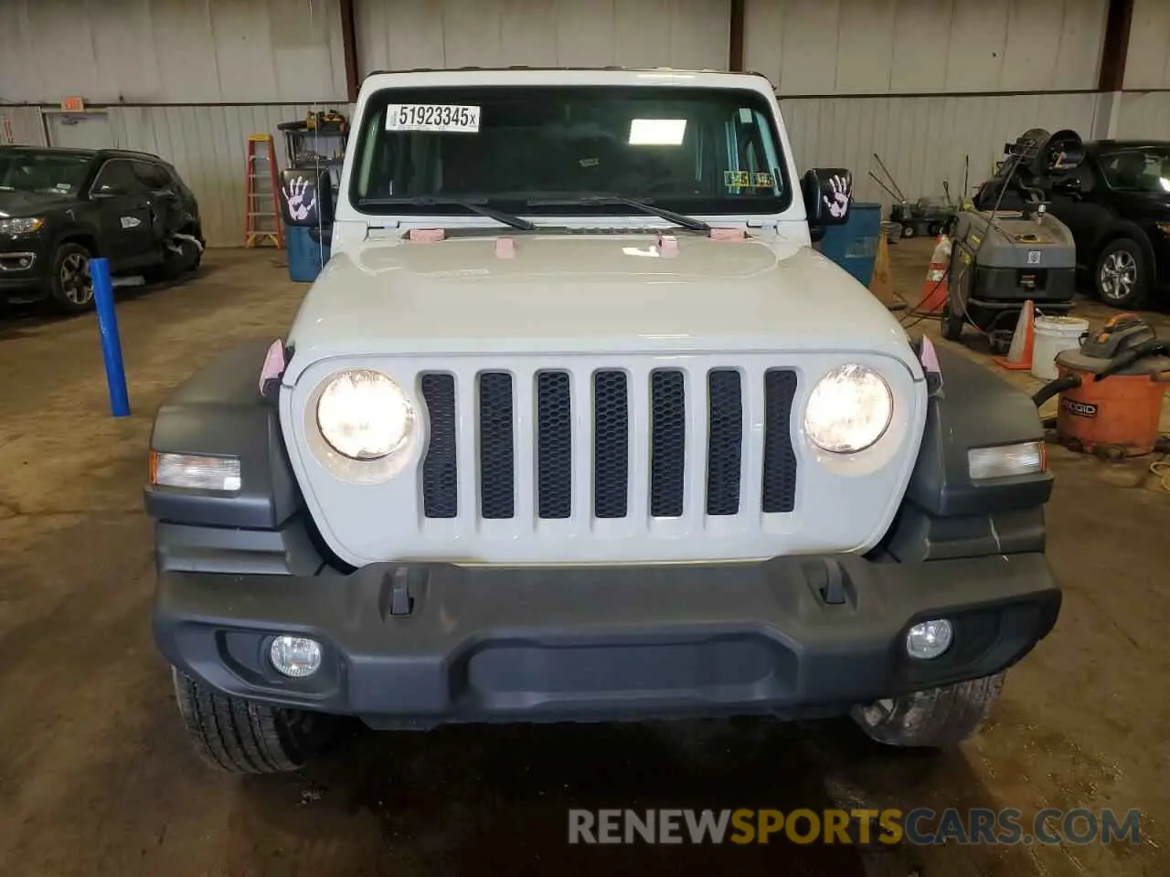 5 Photograph of a damaged car 1C4HJXDG1PW619939 JEEP WRANGLER 2023