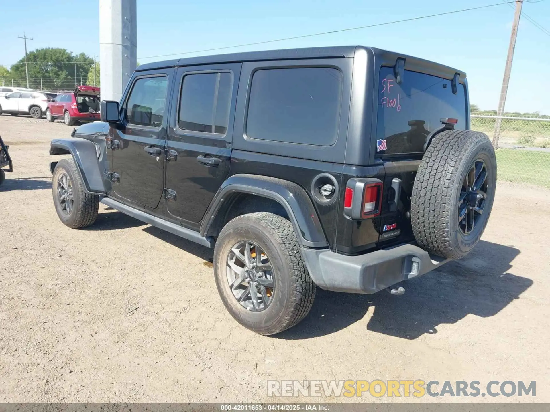 3 Photograph of a damaged car 1C4HJXDG2PW582318 JEEP WRANGLER 2023