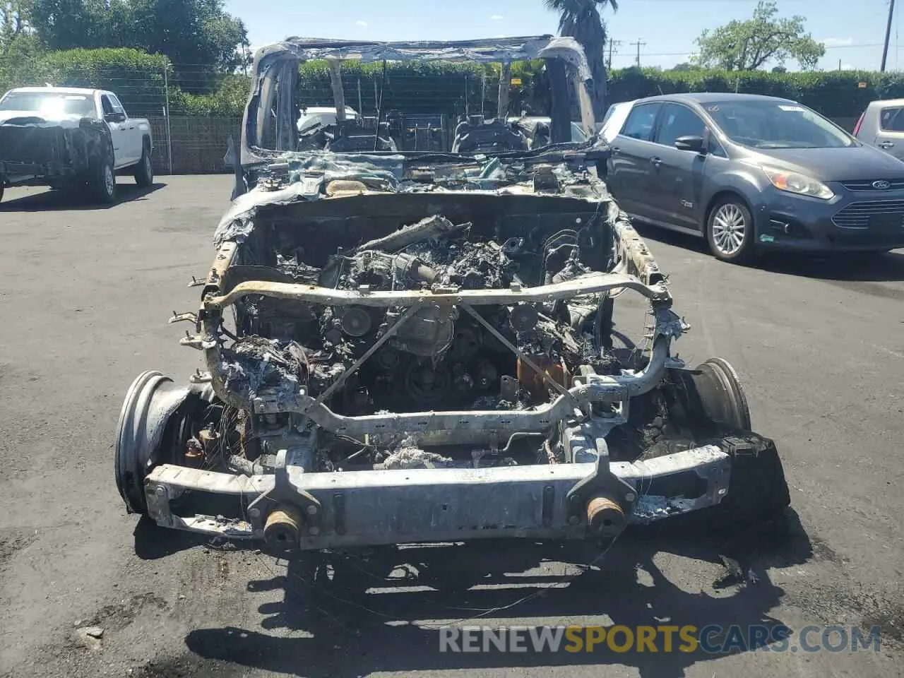 5 Photograph of a damaged car 1C4HJXDG2PW695394 JEEP WRANGLER 2023