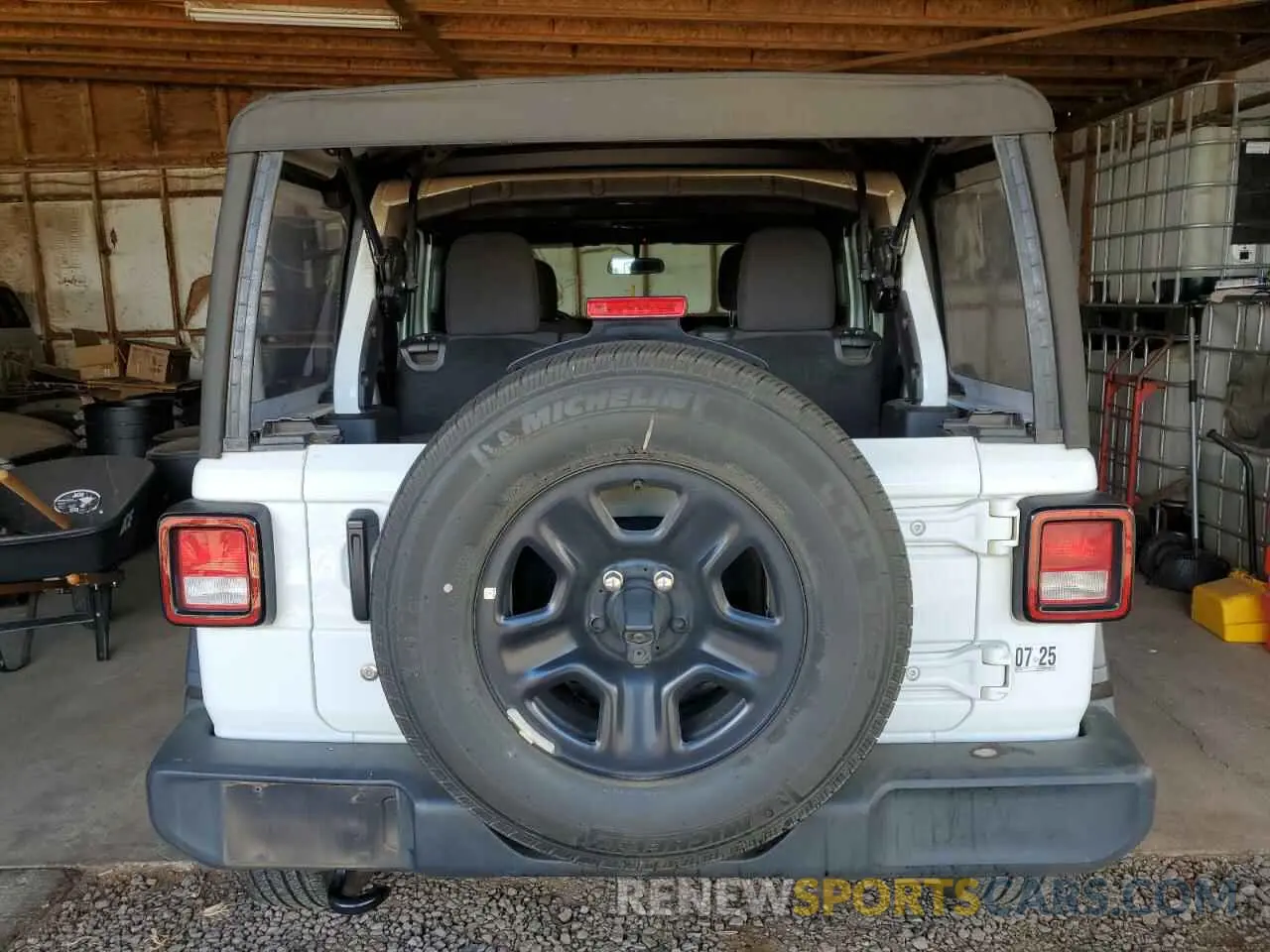 6 Photograph of a damaged car 1C4HJXDG2PW701288 JEEP WRANGLER 2023