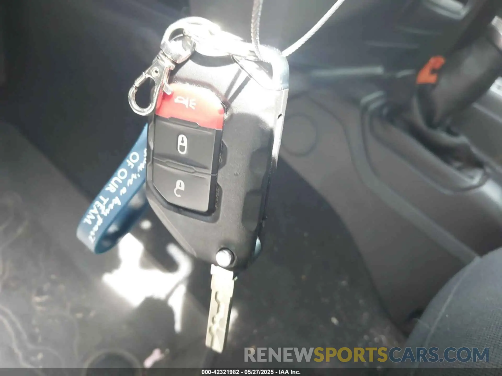 11 Photograph of a damaged car 1C4HJXDG3PW619148 JEEP WRANGLER 2023