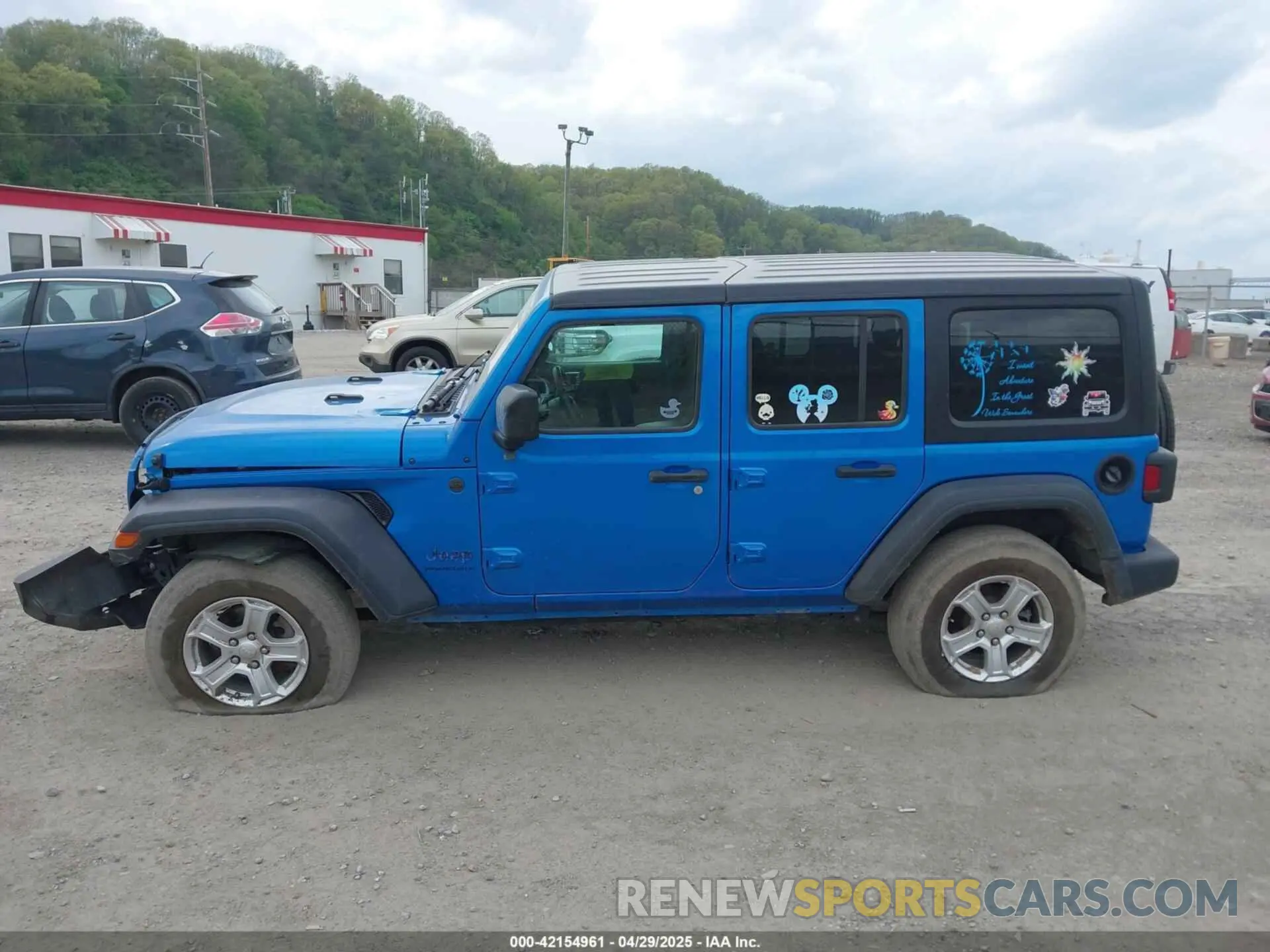 15 Photograph of a damaged car 1C4HJXDG5PW530309 JEEP WRANGLER 2023