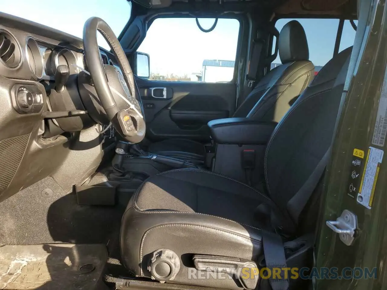 7 Photograph of a damaged car 1C4HJXDG8PW562526 JEEP WRANGLER 2023