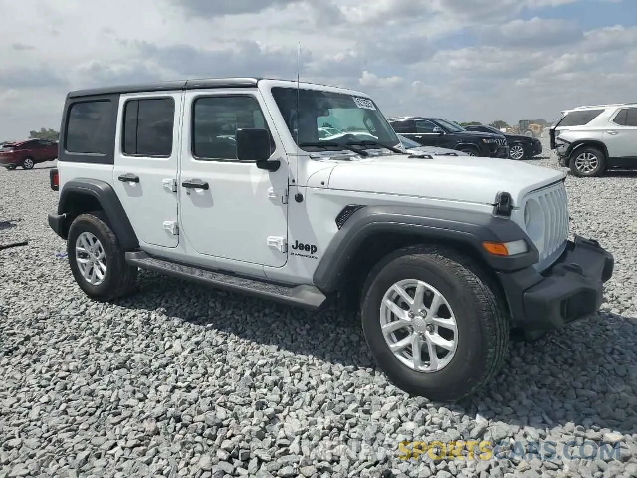4 Photograph of a damaged car 1C4HJXDG9PW618327 JEEP WRANGLER 2023