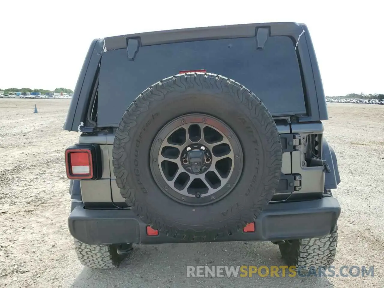 6 Photograph of a damaged car 1C4HJXDGXPW526093 JEEP WRANGLER 2023