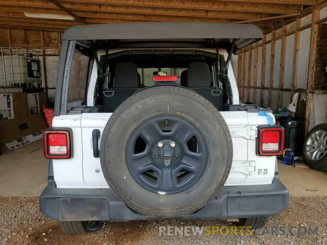 6 Photograph of a damaged car 1C4HJXDGXPW697782 JEEP WRANGLER 2023