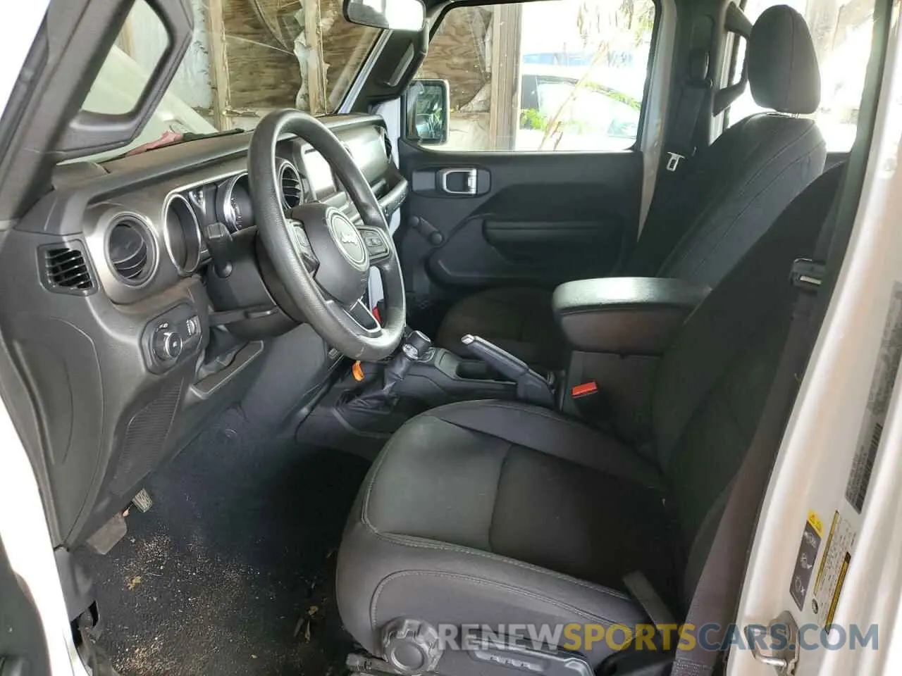 7 Photograph of a damaged car 1C4HJXDGXPW697782 JEEP WRANGLER 2023
