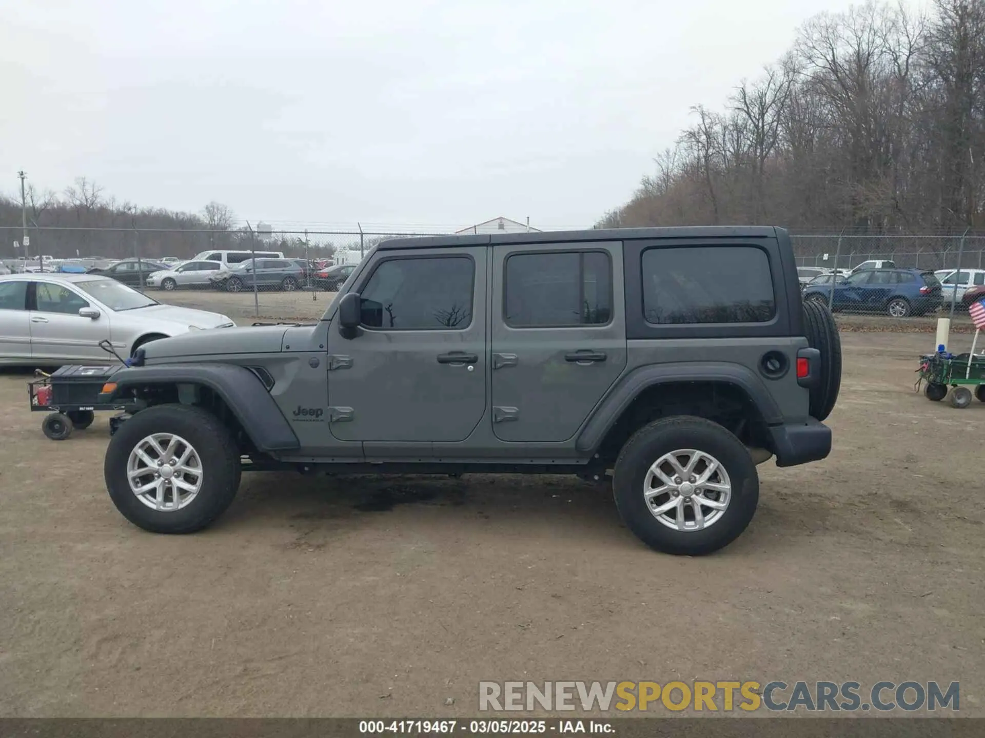 15 Photograph of a damaged car 1C4HJXDN0PW638934 JEEP WRANGLER 2023