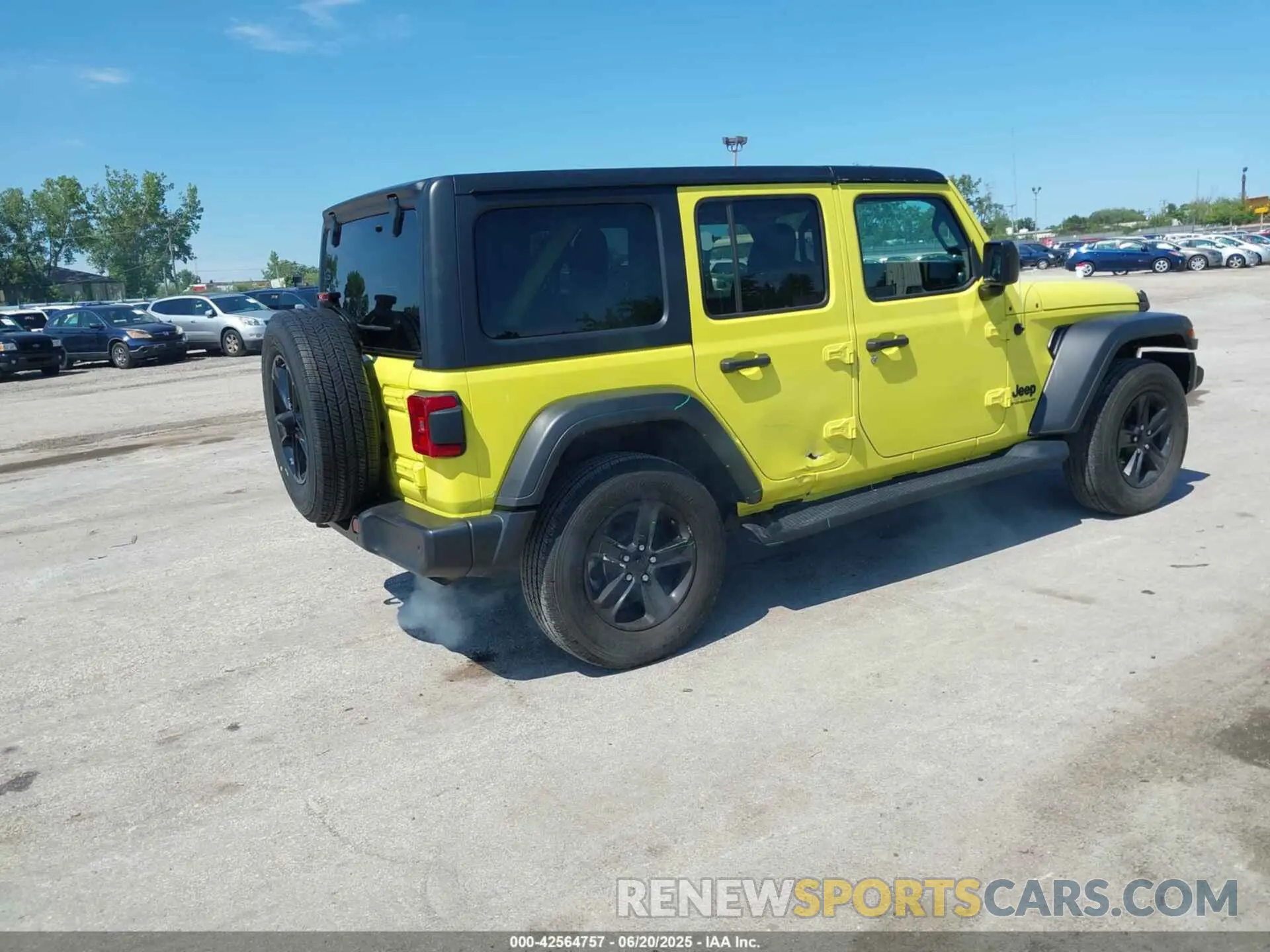 4 Photograph of a damaged car 1C4HJXDN1PW543105 JEEP WRANGLER 2023