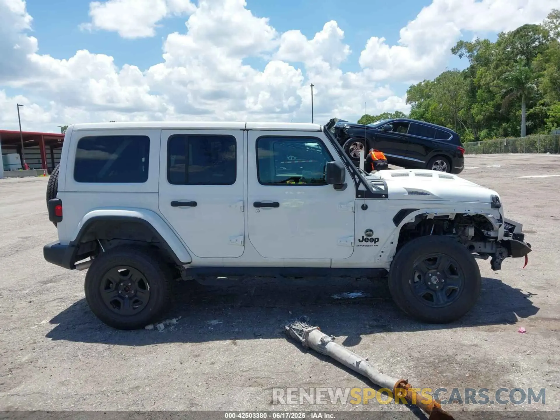 13 Photograph of a damaged car 1C4HJXDN1PW546425 JEEP WRANGLER 2023