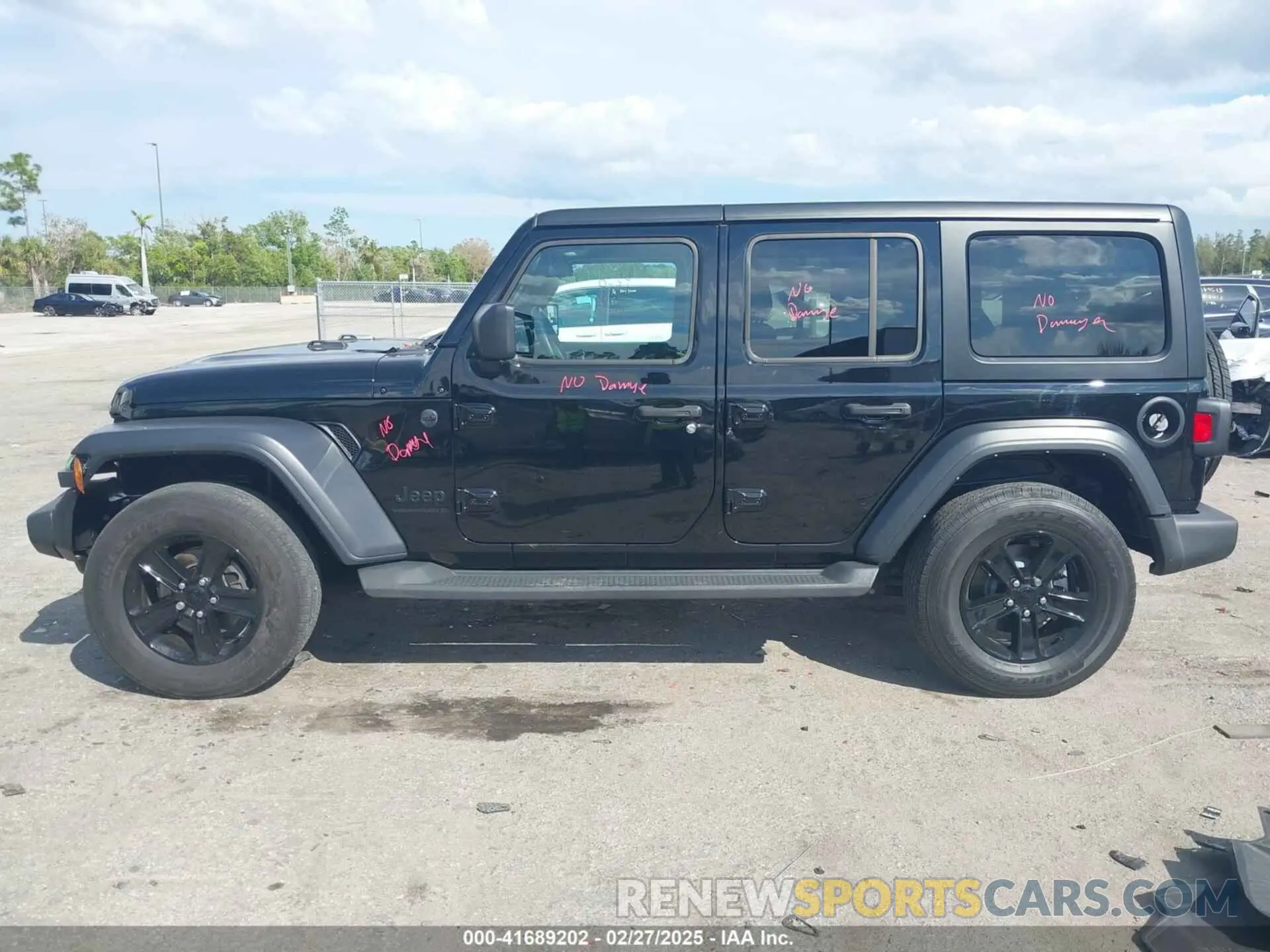 14 Photograph of a damaged car 1C4HJXDN1PW634763 JEEP WRANGLER 2023