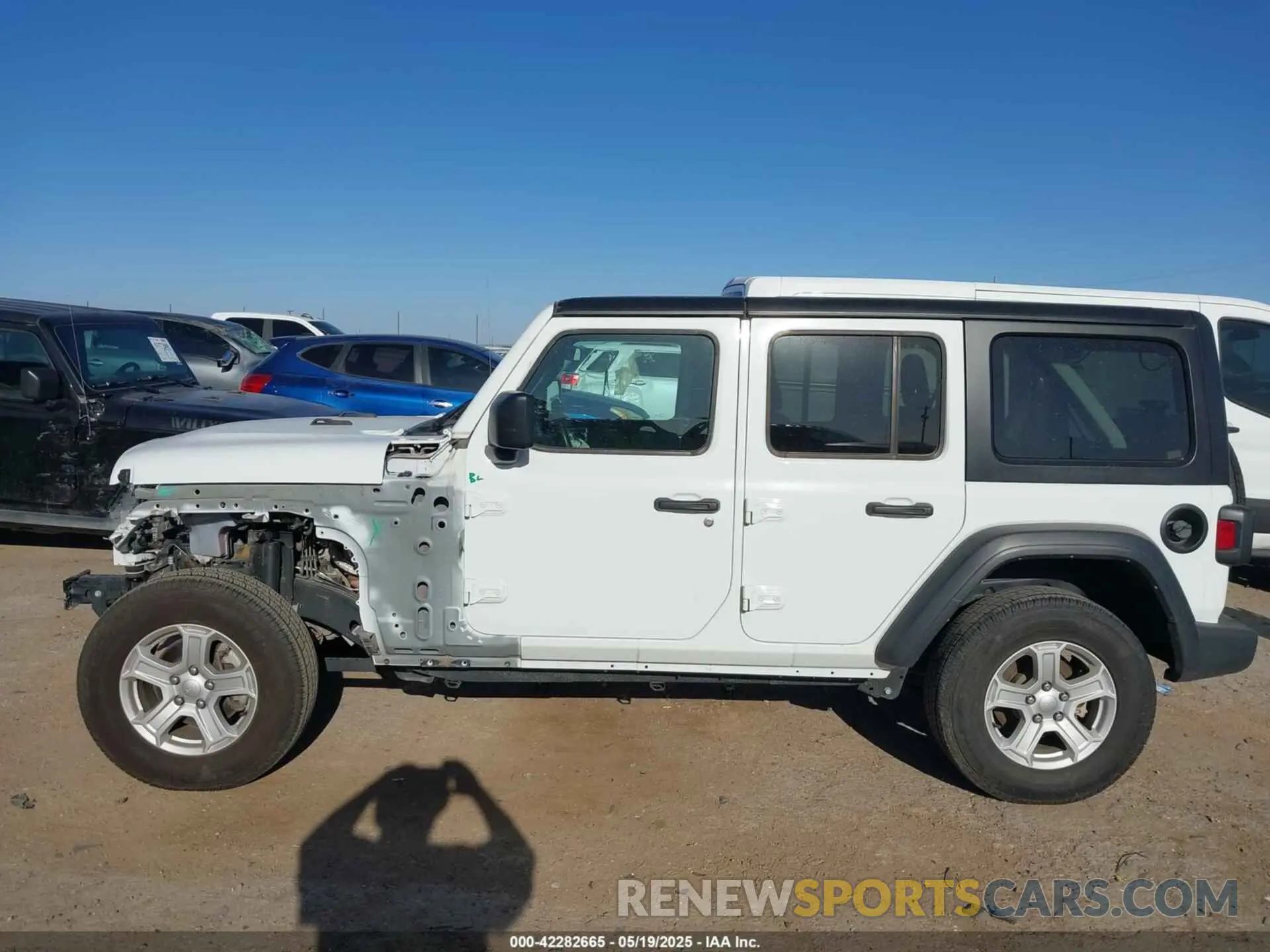 15 Photograph of a damaged car 1C4HJXDN5PW574731 JEEP WRANGLER 2023