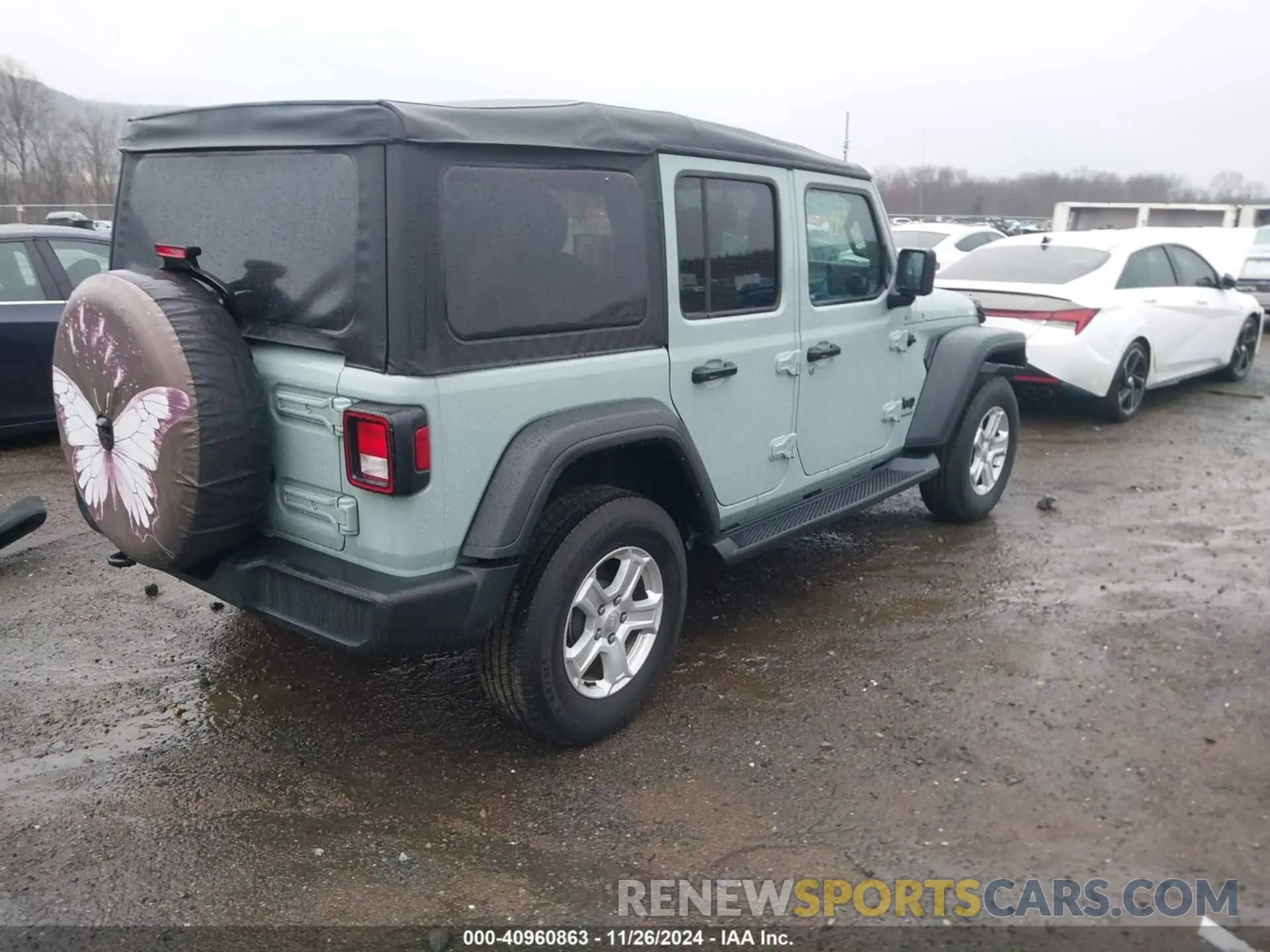 4 Photograph of a damaged car 1C4HJXDN5PW609316 JEEP WRANGLER 2023