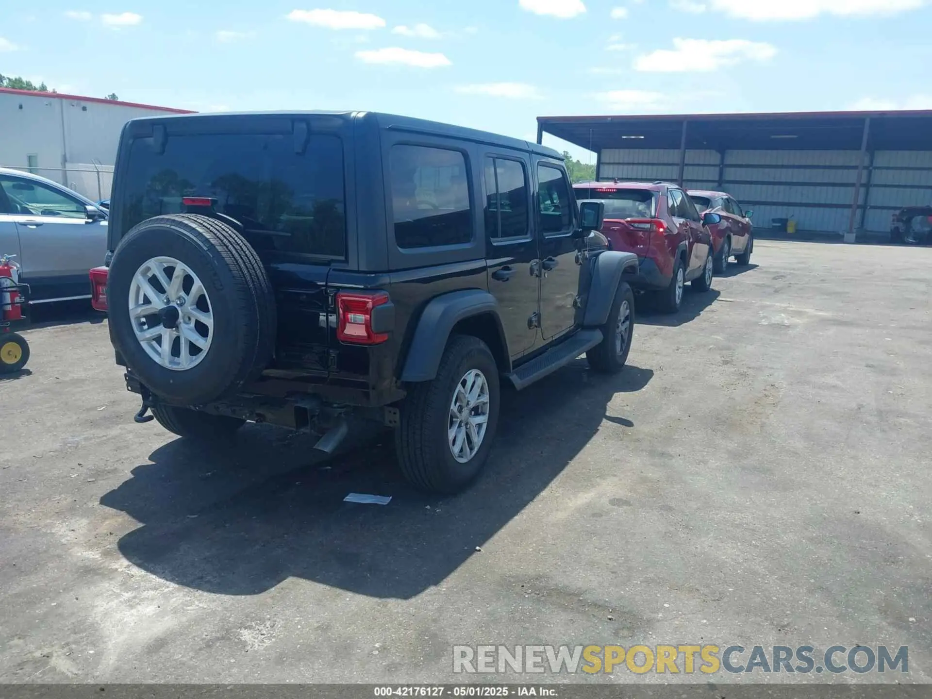 4 Photograph of a damaged car 1C4HJXDN5PW671167 JEEP WRANGLER 2023