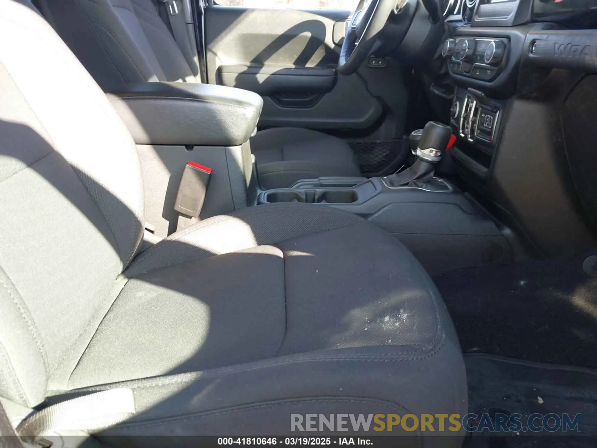 5 Photograph of a damaged car 1C4HJXDN6PW617814 JEEP WRANGLER 2023