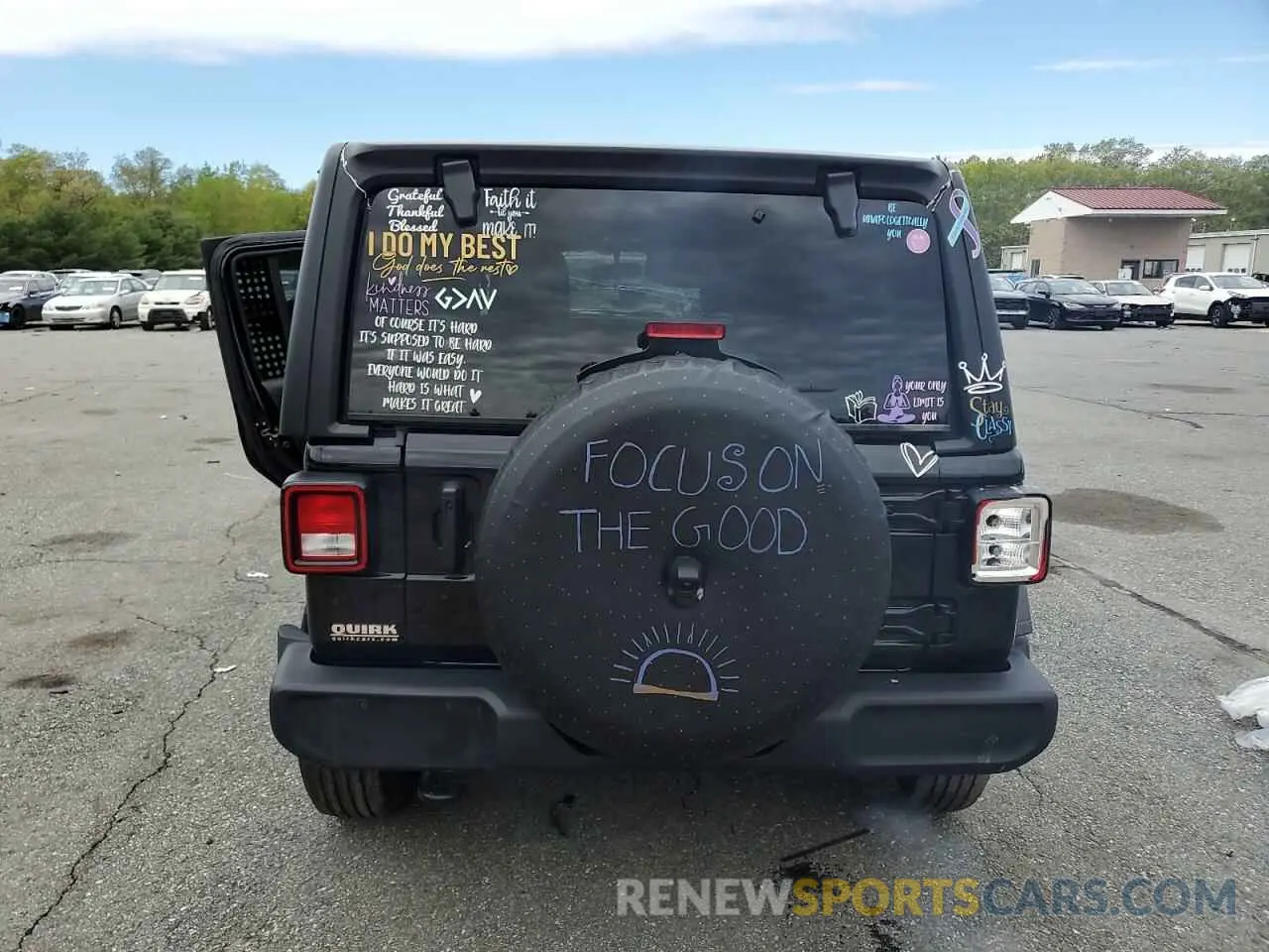 6 Photograph of a damaged car 1C4HJXDN6PW618252 JEEP WRANGLER 2023