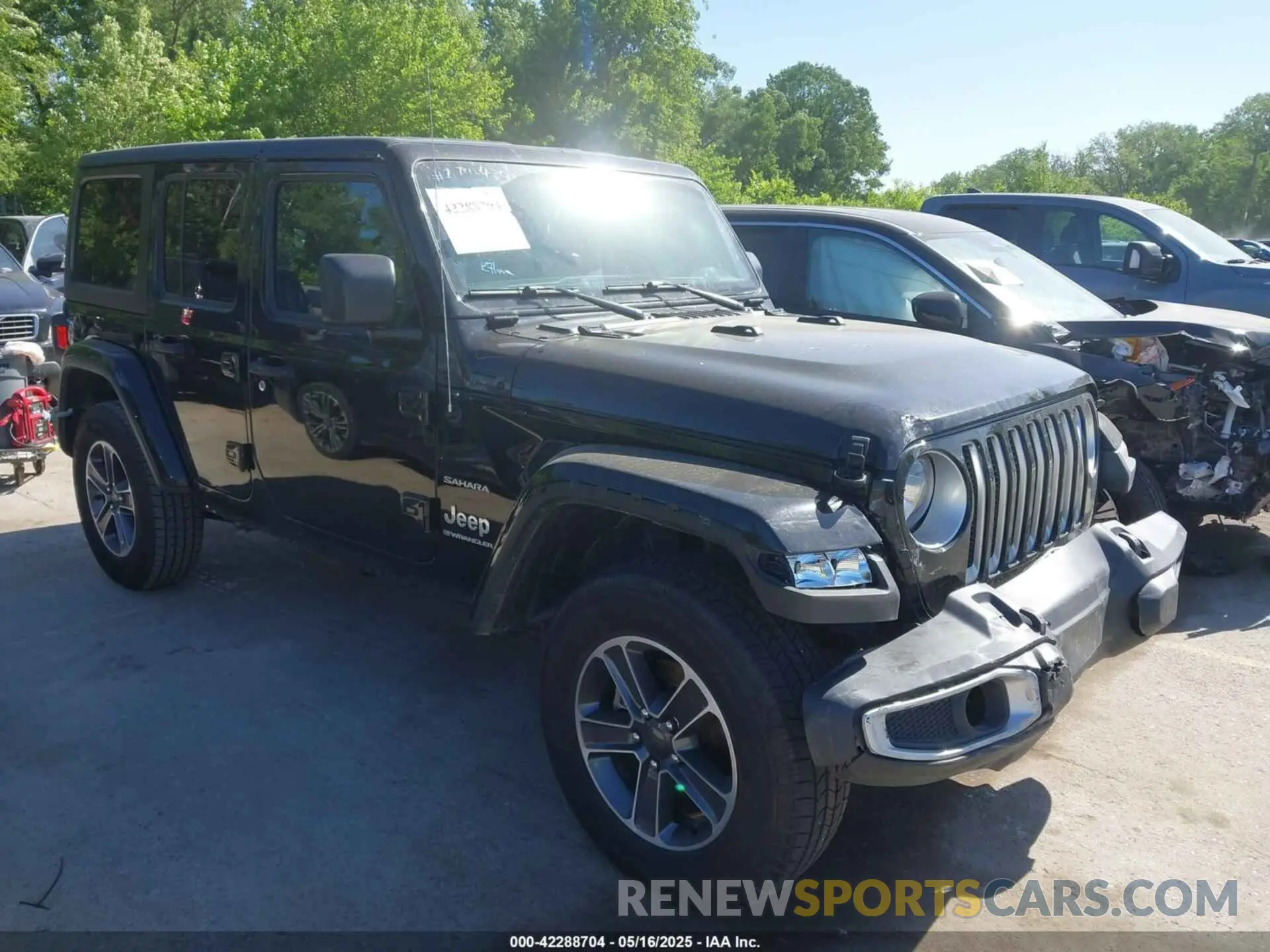 1 Photograph of a damaged car 1C4HJXEN5PW702268 JEEP WRANGLER 2023