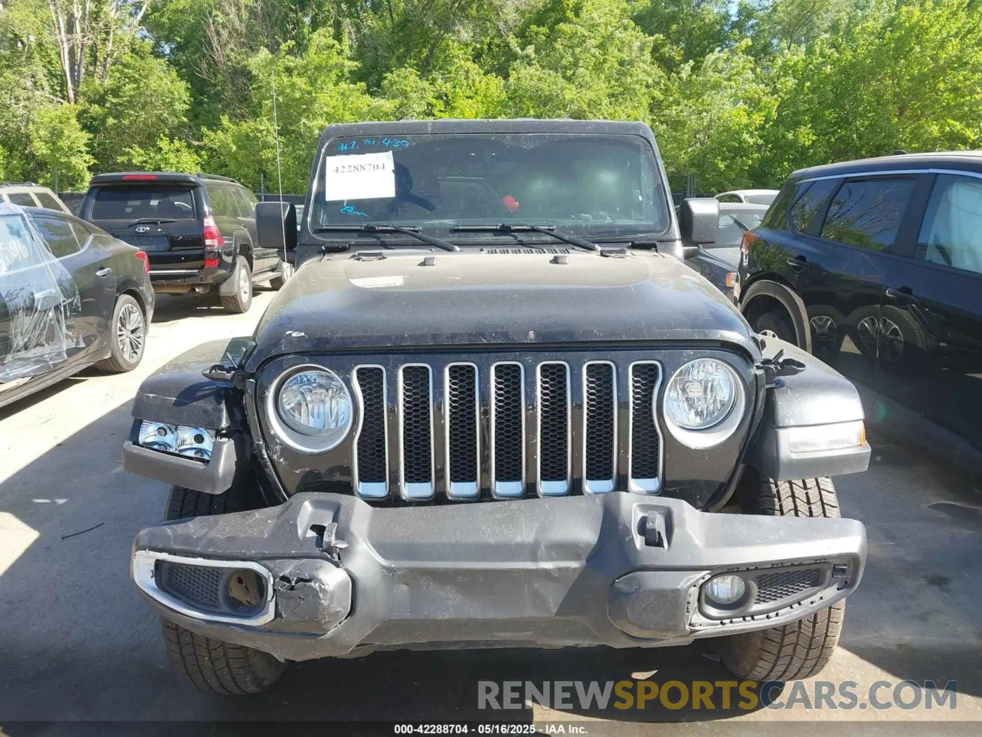 12 Photograph of a damaged car 1C4HJXEN5PW702268 JEEP WRANGLER 2023