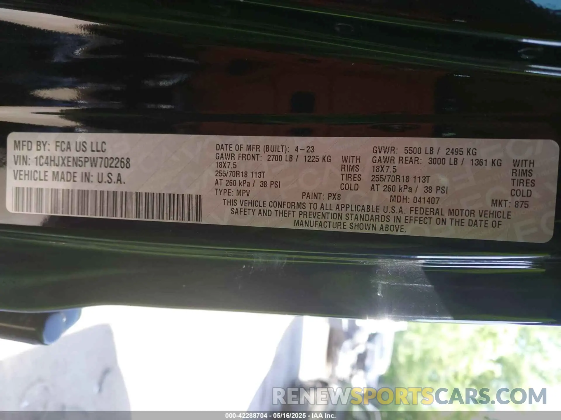 9 Photograph of a damaged car 1C4HJXEN5PW702268 JEEP WRANGLER 2023