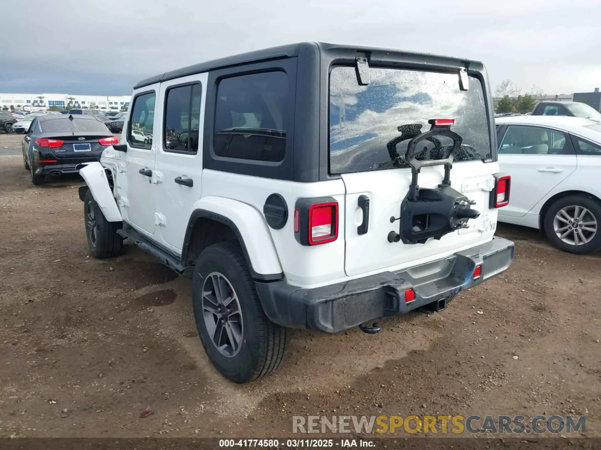3 Photograph of a damaged car 1C4HJXEN7PW701607 JEEP WRANGLER 2023