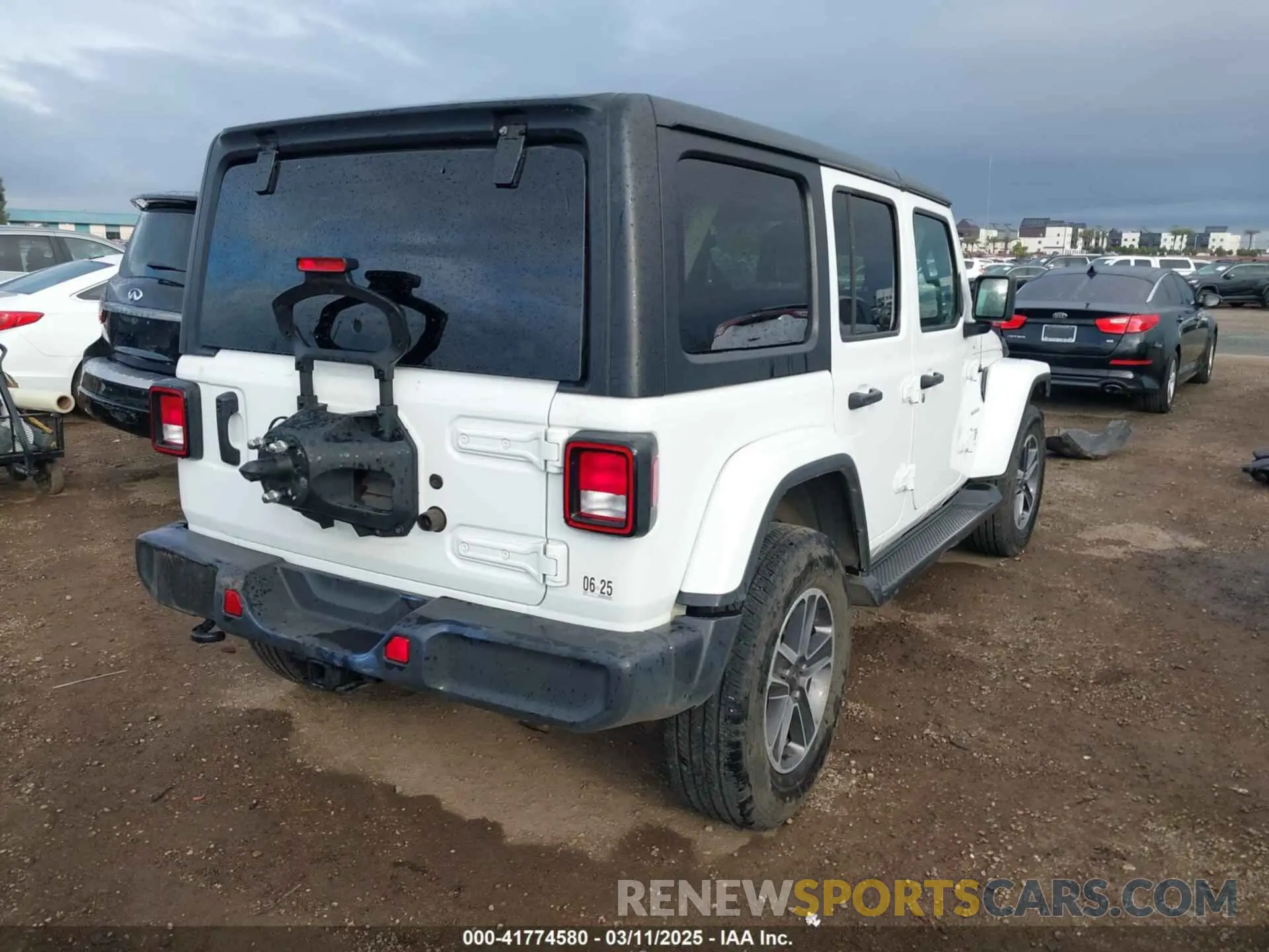 4 Photograph of a damaged car 1C4HJXEN7PW701607 JEEP WRANGLER 2023
