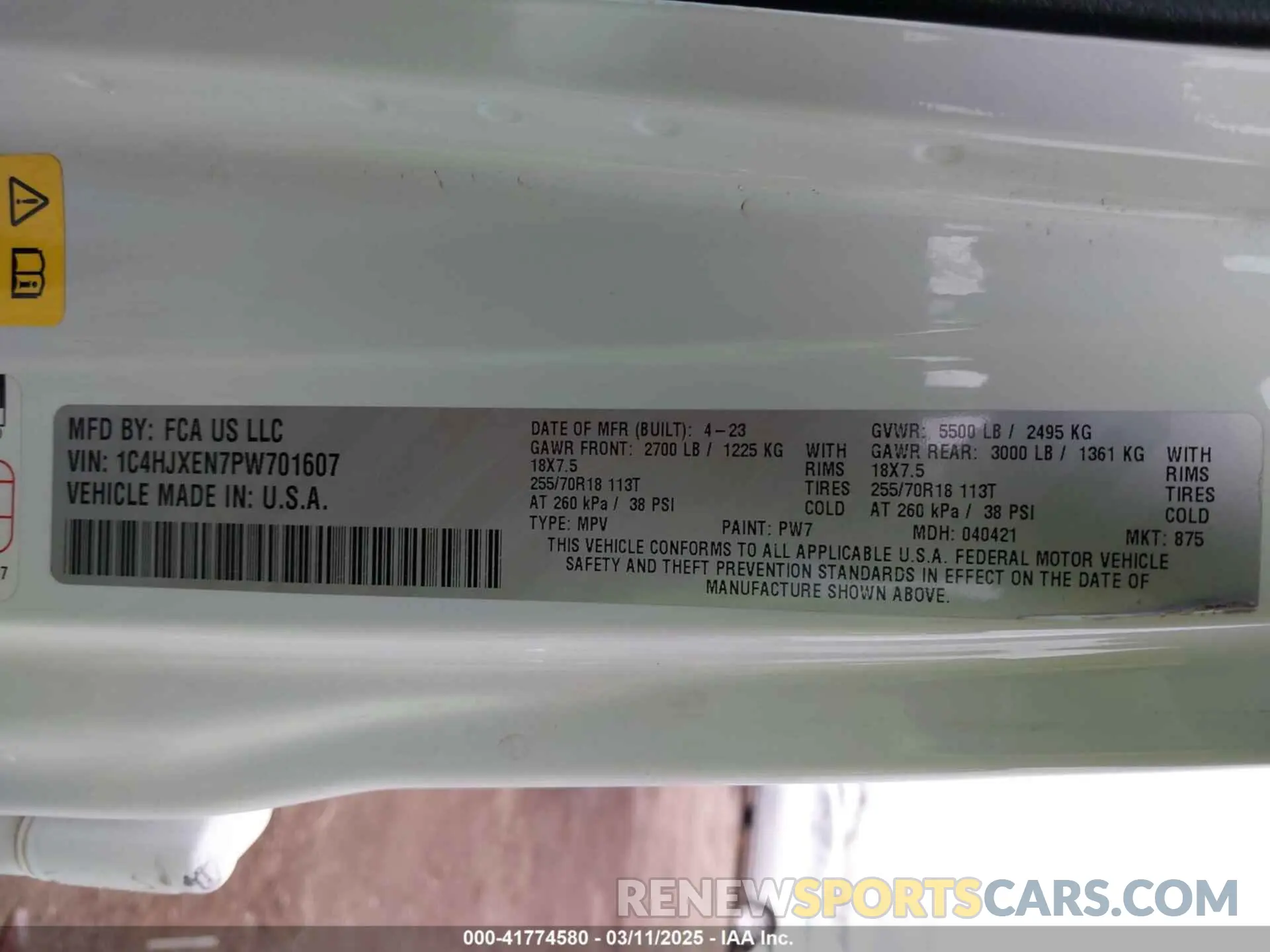 9 Photograph of a damaged car 1C4HJXEN7PW701607 JEEP WRANGLER 2023