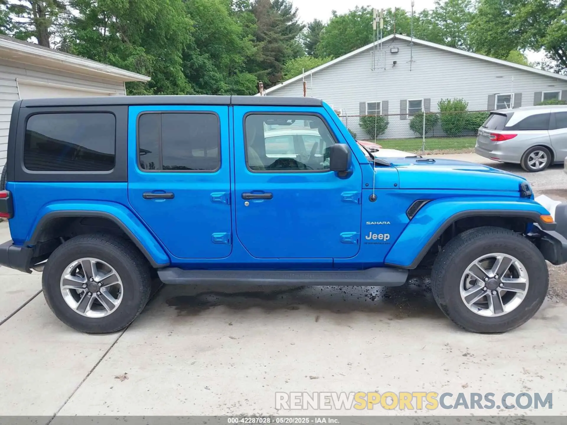 14 Photograph of a damaged car 1C4HJXEN9PW508133 JEEP WRANGLER 2023